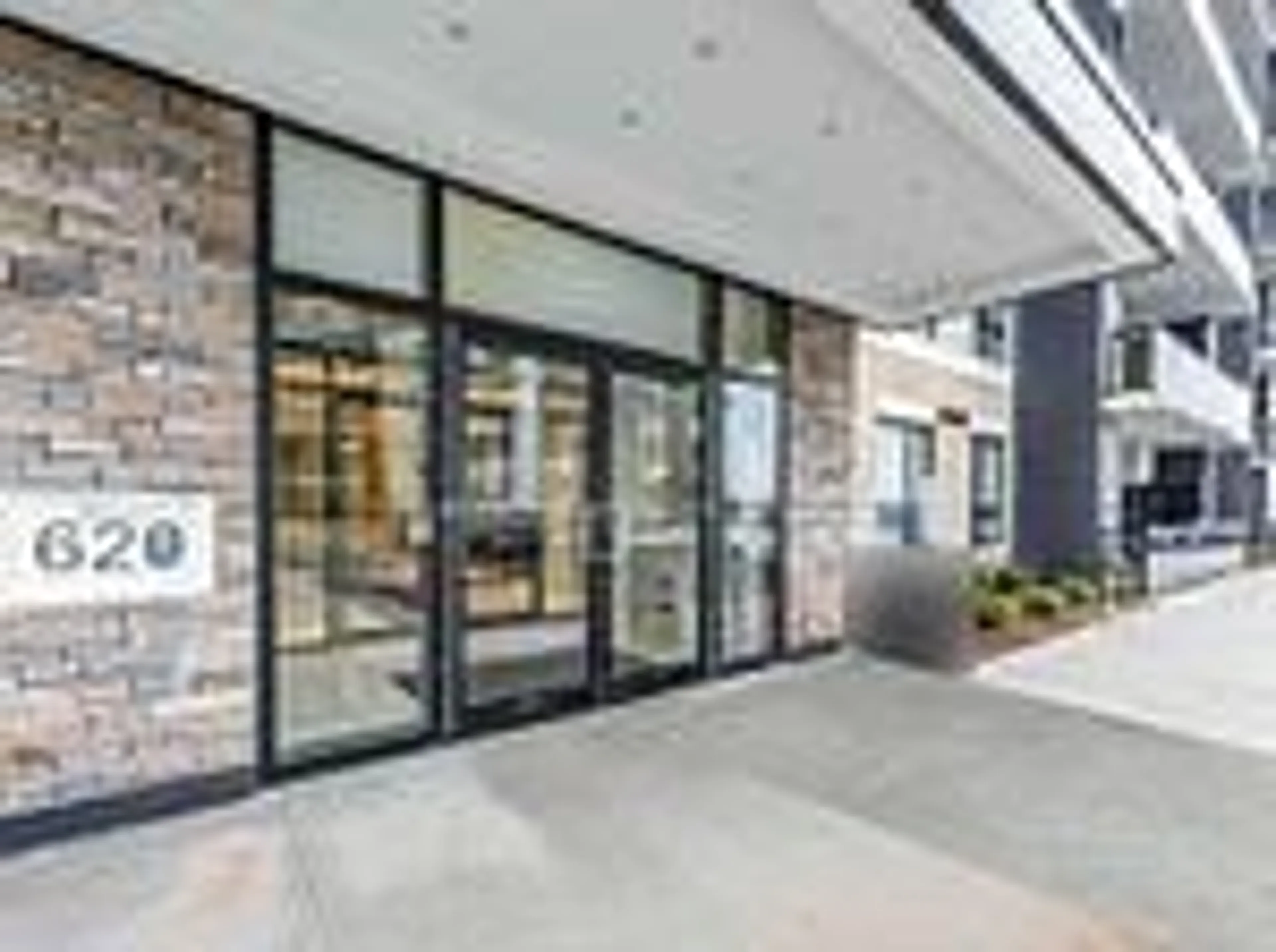 Indoor foyer for 620 Sauve St #506, Milton Ontario L9T 9A5