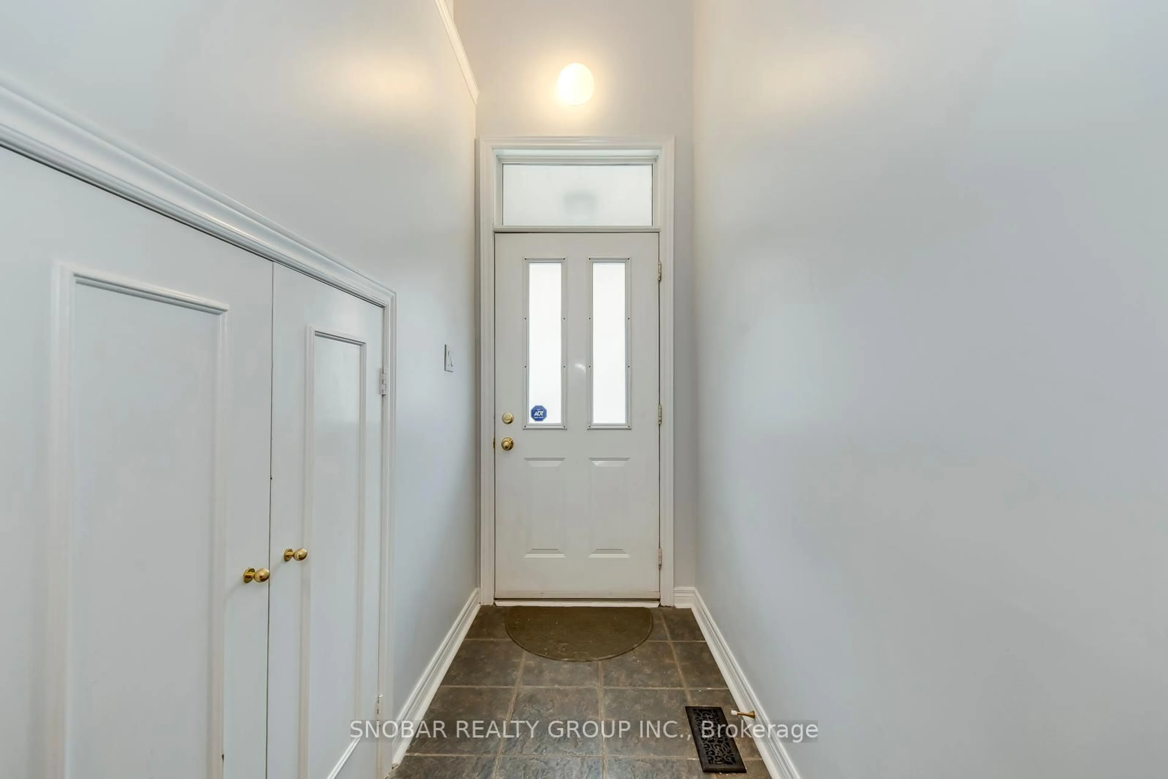 Indoor entryway for 17 James Stock Path, Toronto Ontario M8Z 6C6