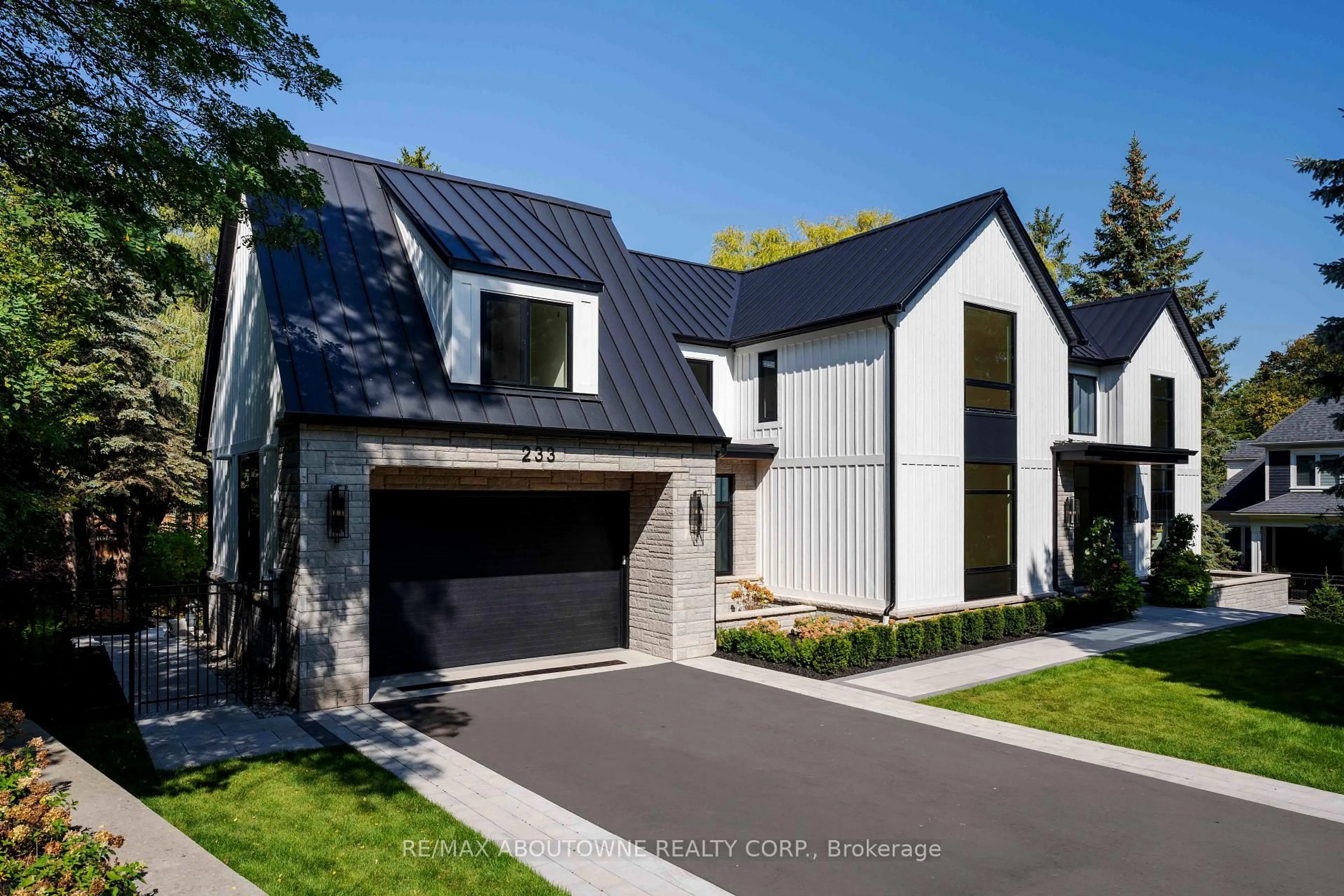 Unknown for 233 Lakewood Dr, Oakville Ontario L6K 1B3