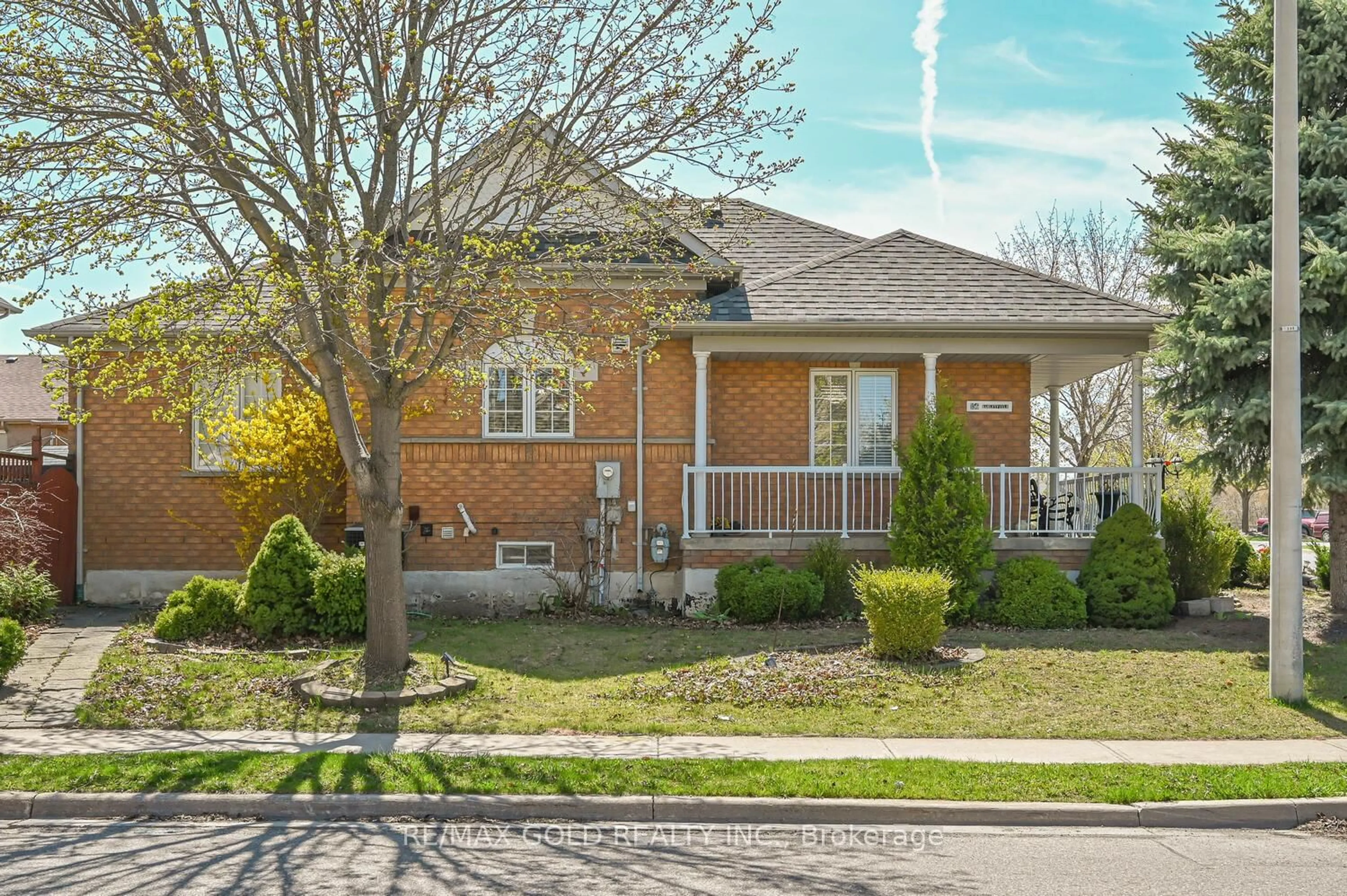 Home with brick exterior material, street for 156 Barleyfield Rd, Brampton Ontario L6R 2K3