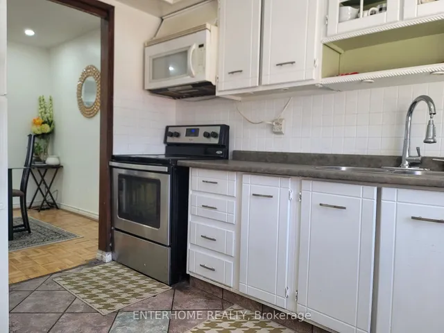 Additional property image - 1180 mississauga valley Blvd Unit 4