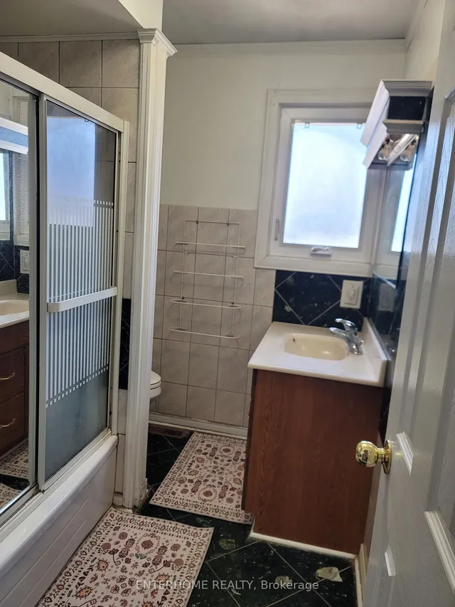 Additional property image - 1180 mississauga valley Blvd Unit 4