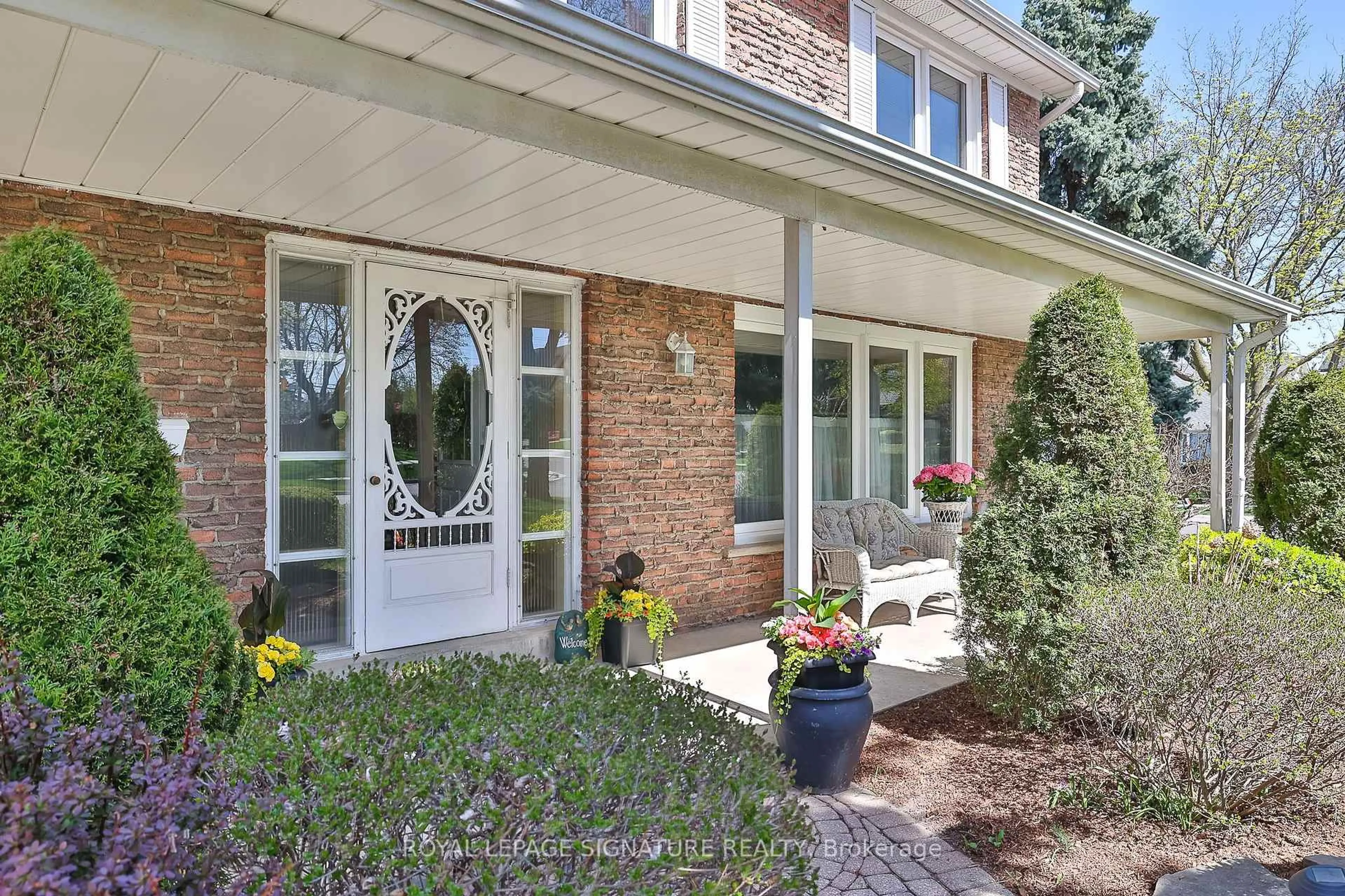 Home with brick exterior material, street for 3545 Twinmaple Dr, Mississauga Ontario L4Y 3P9