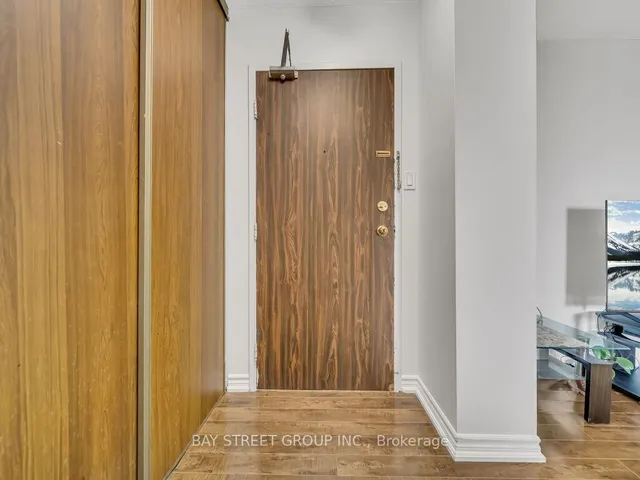 Additional property image - 18 Knightsbridge Rd Unit 1003