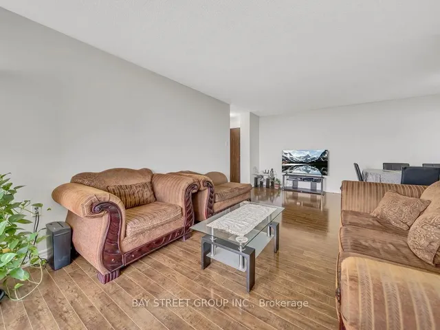 Additional property image - 18 Knightsbridge Rd Unit 1003