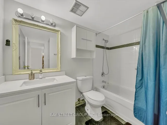 Additional property image - 18 Knightsbridge Rd Unit 1003