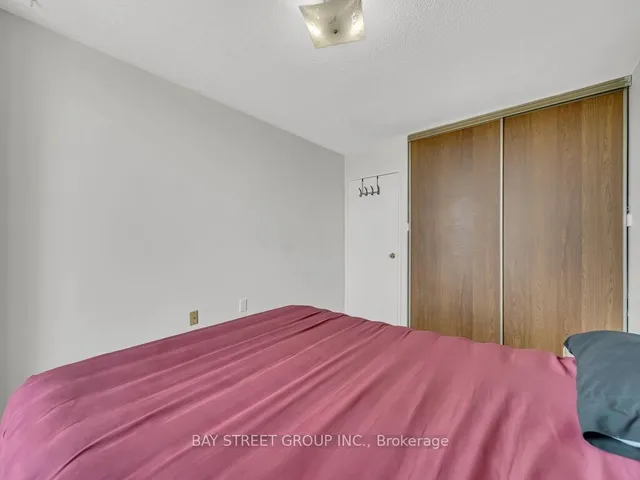 Additional property image - 18 Knightsbridge Rd Unit 1003
