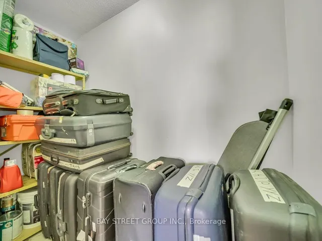 Additional property image - 18 Knightsbridge Rd Unit 1003