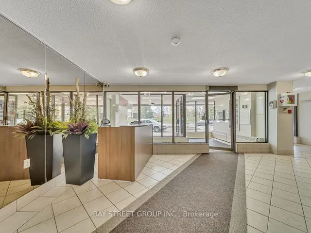 Additional property image - 18 Knightsbridge Rd Unit 1003