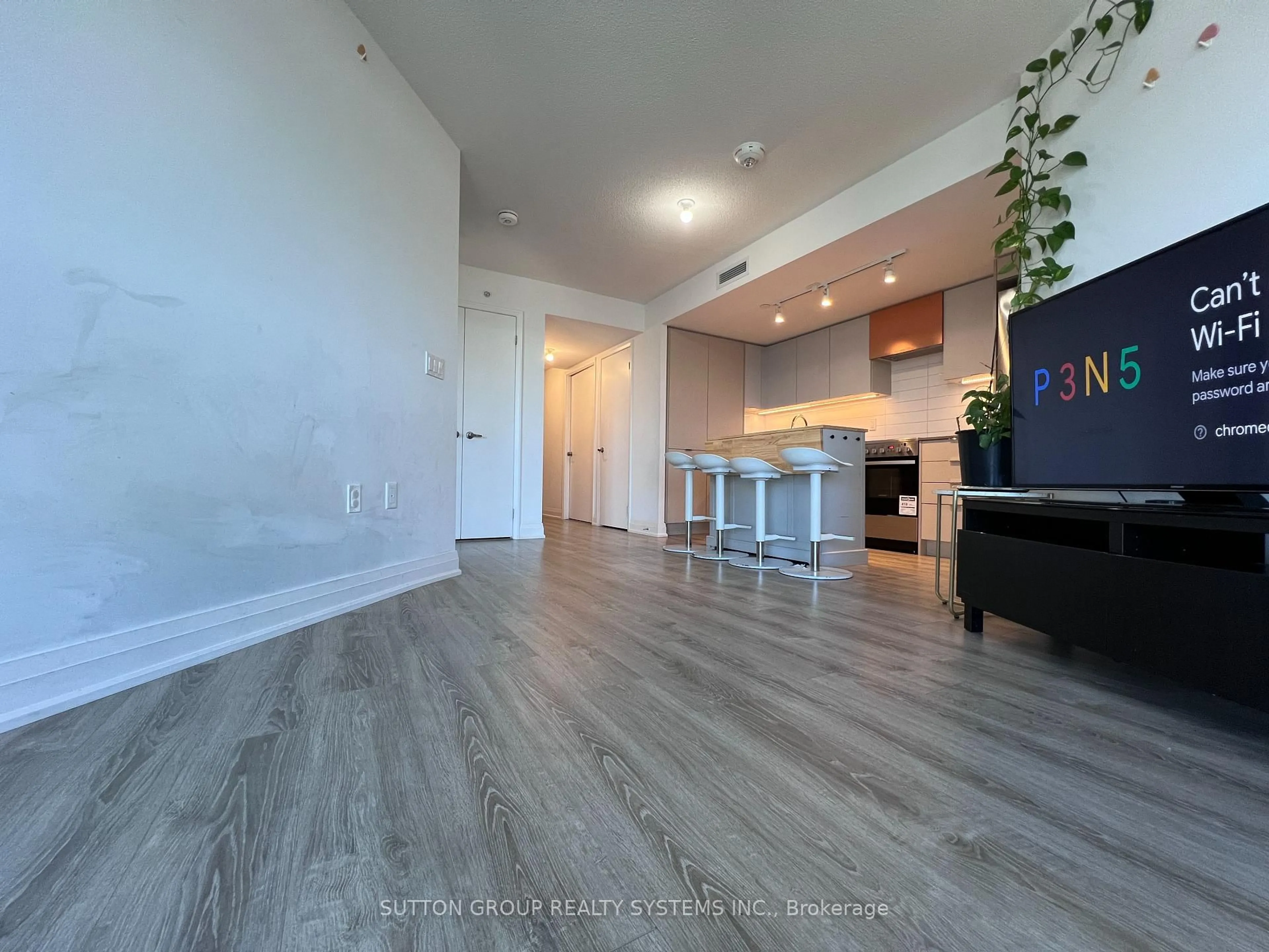 A pic of a room for 30 Gibbs Rd #1107, Toronto Ontario M9B 0E4