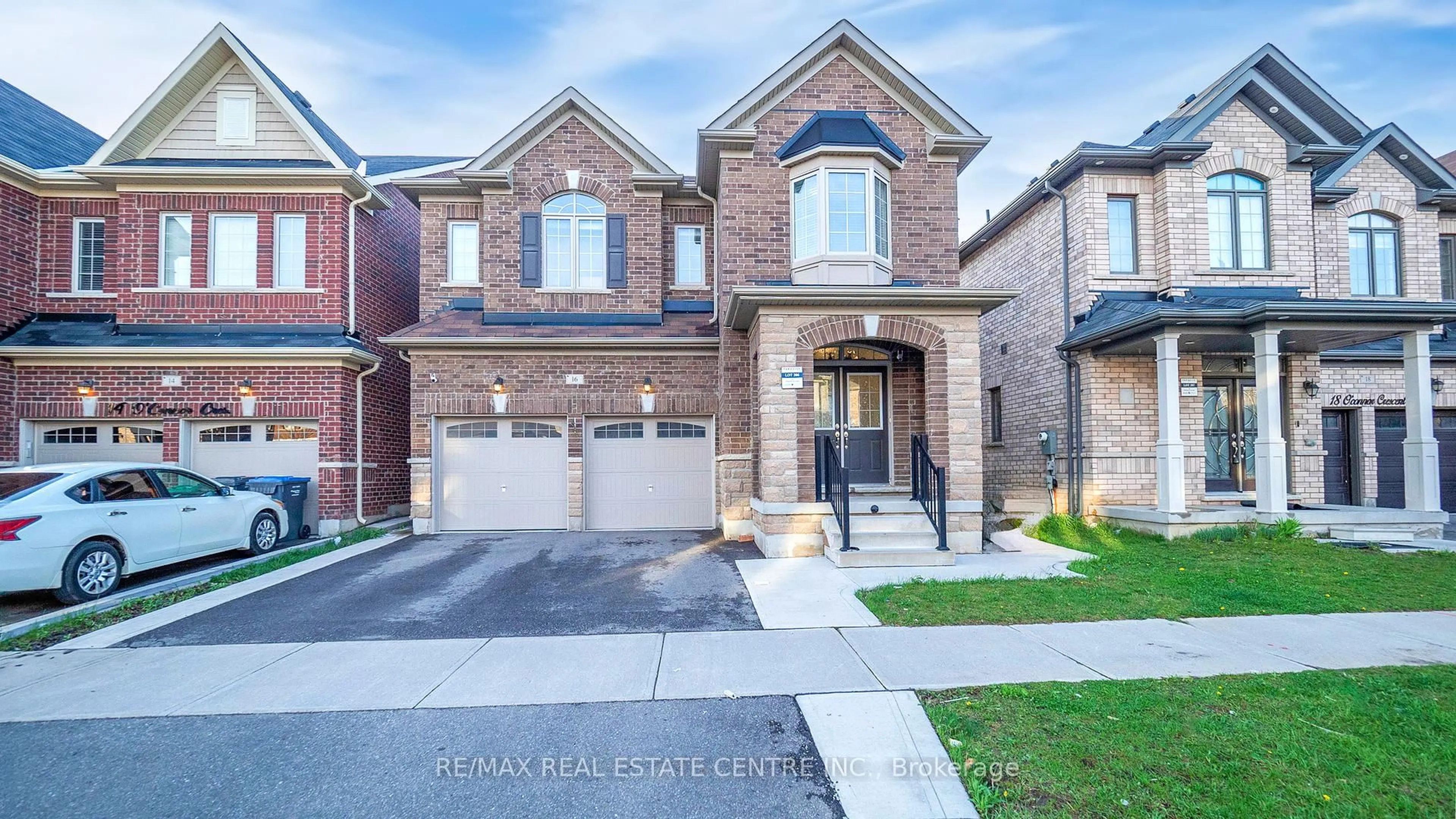 Home with brick exterior material, street for 16 O'connor Cres, Brampton Ontario L7A 5A6