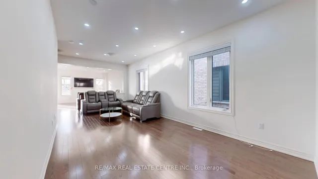 Additional image 33 of 16 O'connor Cres