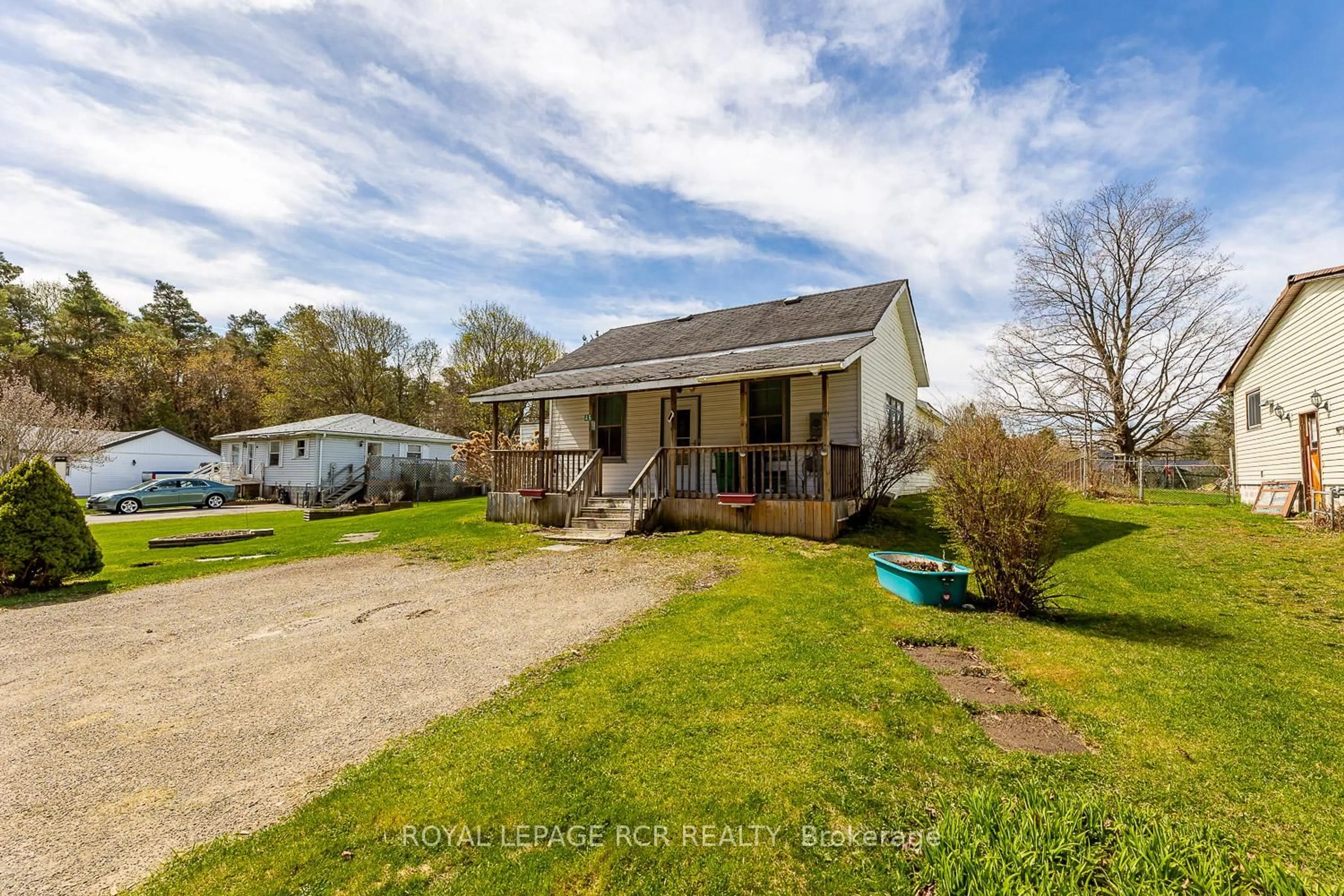A pic from outside/outdoor area/front of a property/back of a property/a pic from drone, water/lake/river/ocean view for 48 Cardwell St, Caledon Ontario L7K 0E2