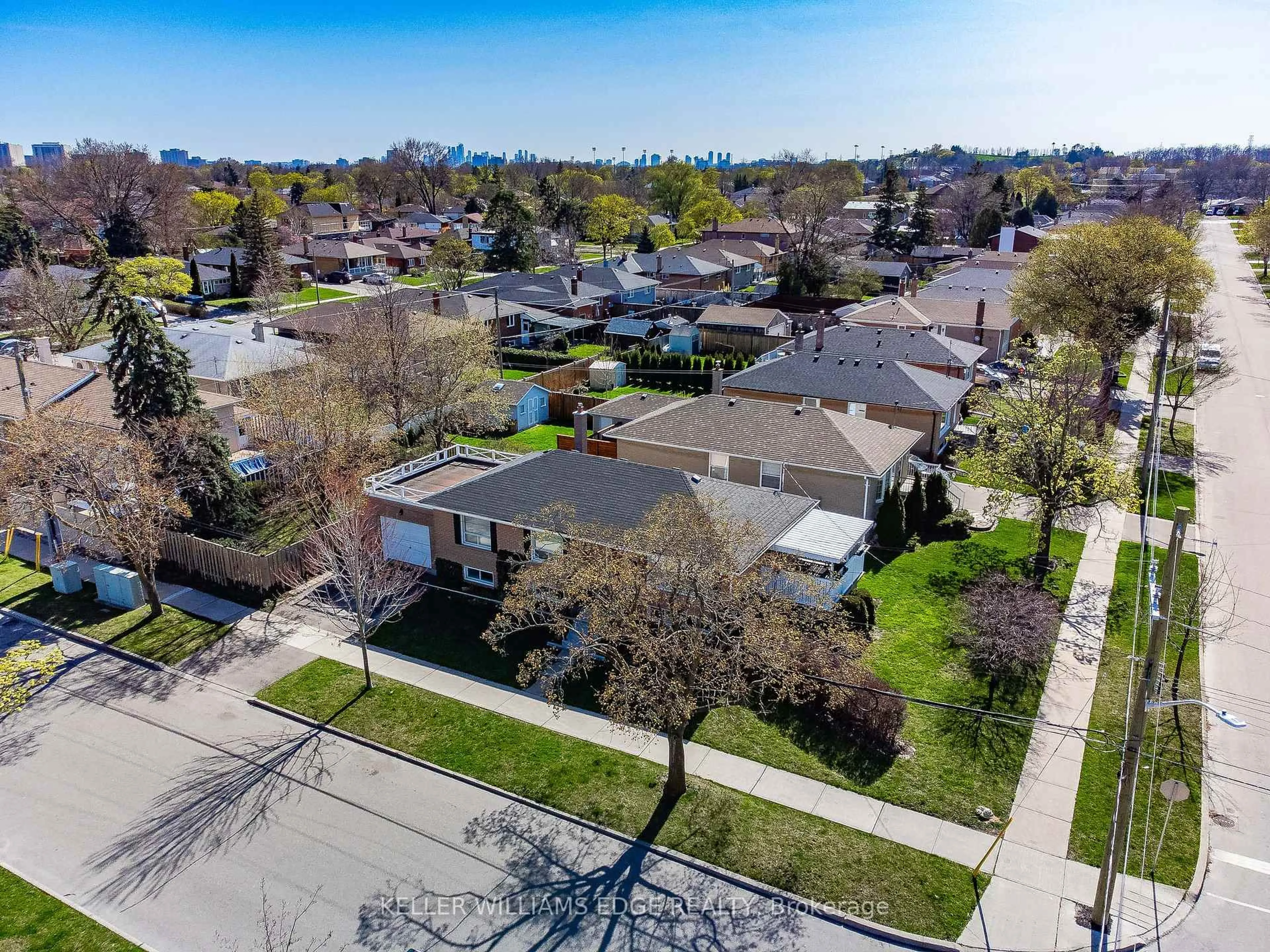 A pic from outside/outdoor area/front of a property/back of a property/a pic from drone, street for 20 Sigmont Rd, Toronto Ontario M9C 4K8