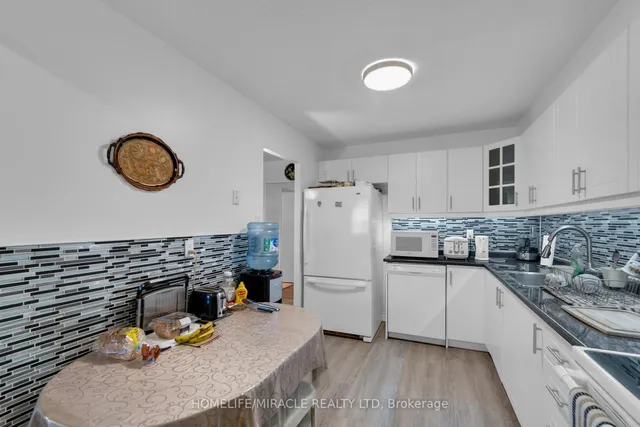 Additional image 24 of 49 Silverstone Dr Unit 1108