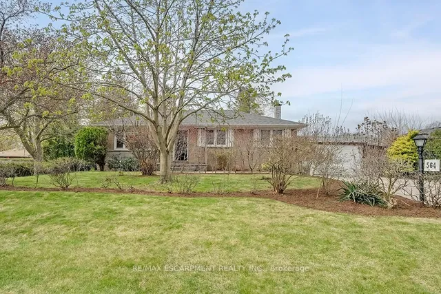 Additional property image - 564 Maplehill Dr