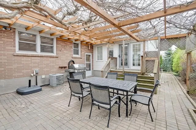 Additional property image - 564 Maplehill Dr