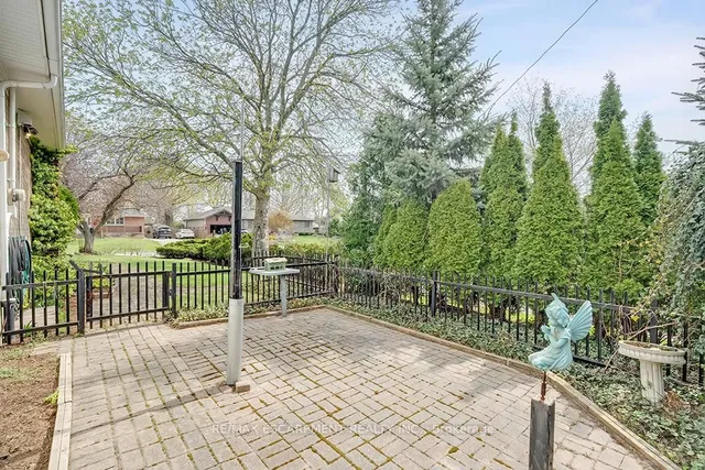 Additional property image - 564 Maplehill Dr