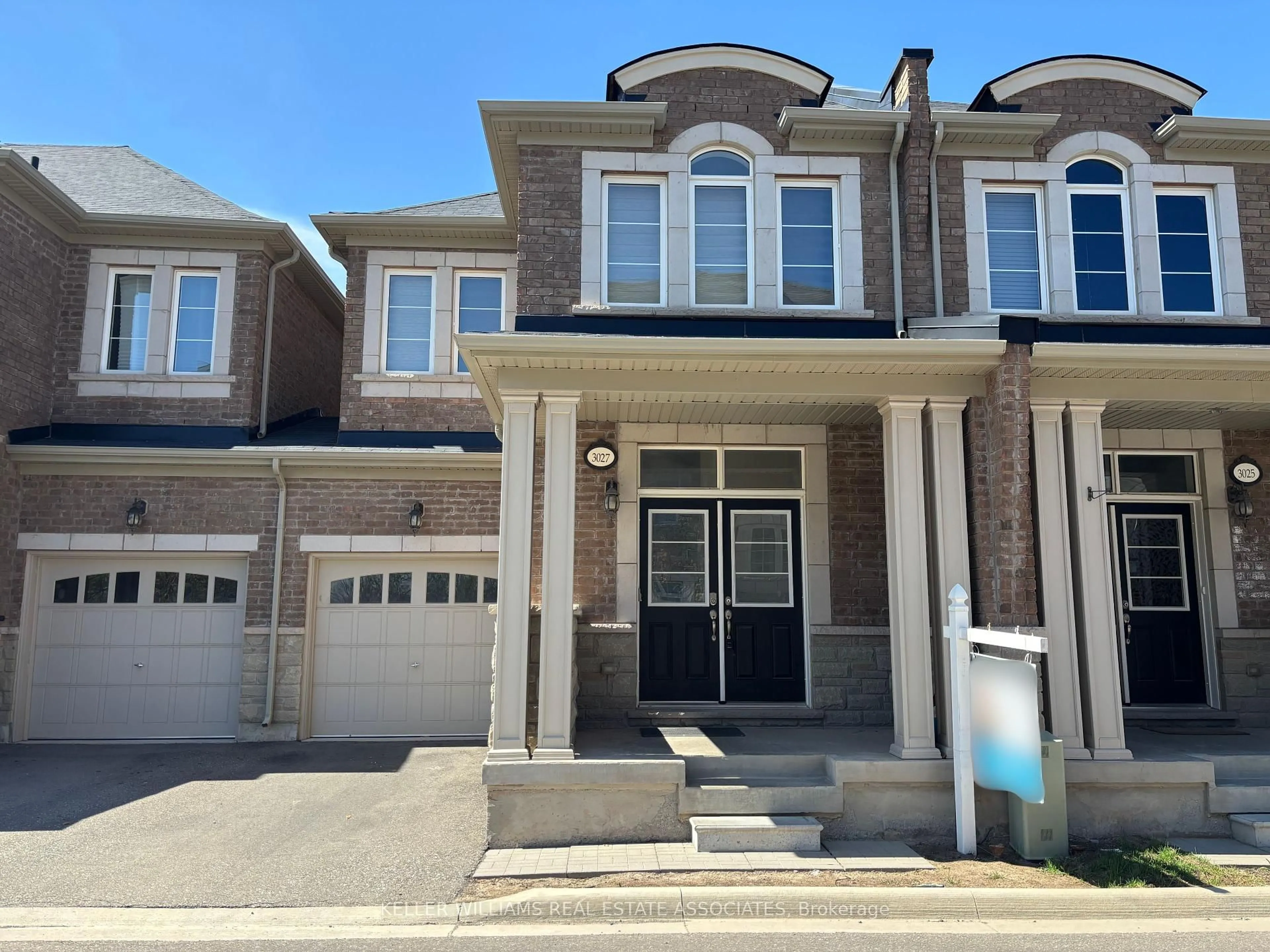 Home with brick exterior material, street for 3027 Rivertrail Common N/A, Oakville Ontario L6M 0Z1