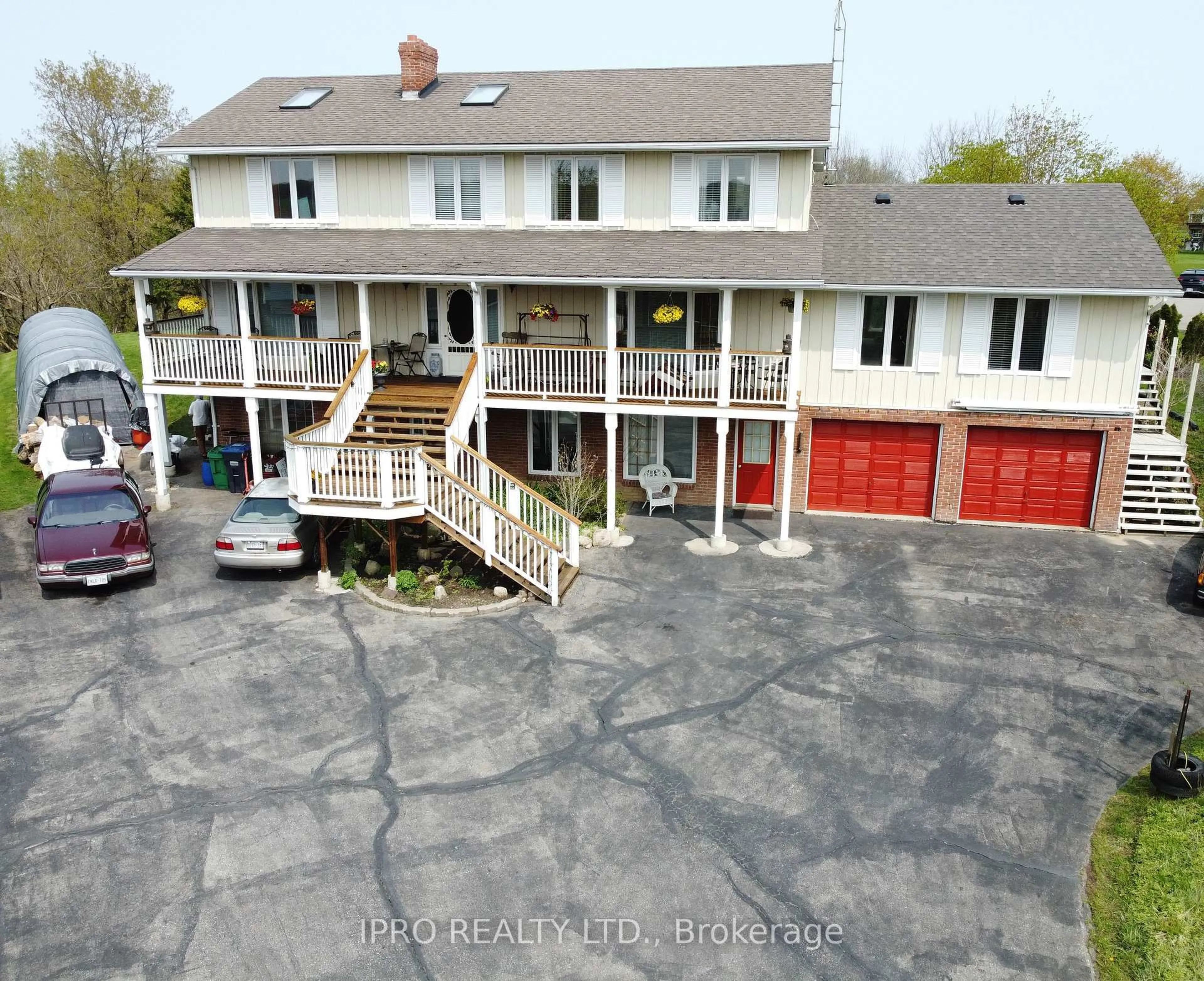 A pic from outside/outdoor area/front of a property/back of a property/a pic from drone, unknown for 14323 Creditview Rd, Caledon Ontario L7C 1N3