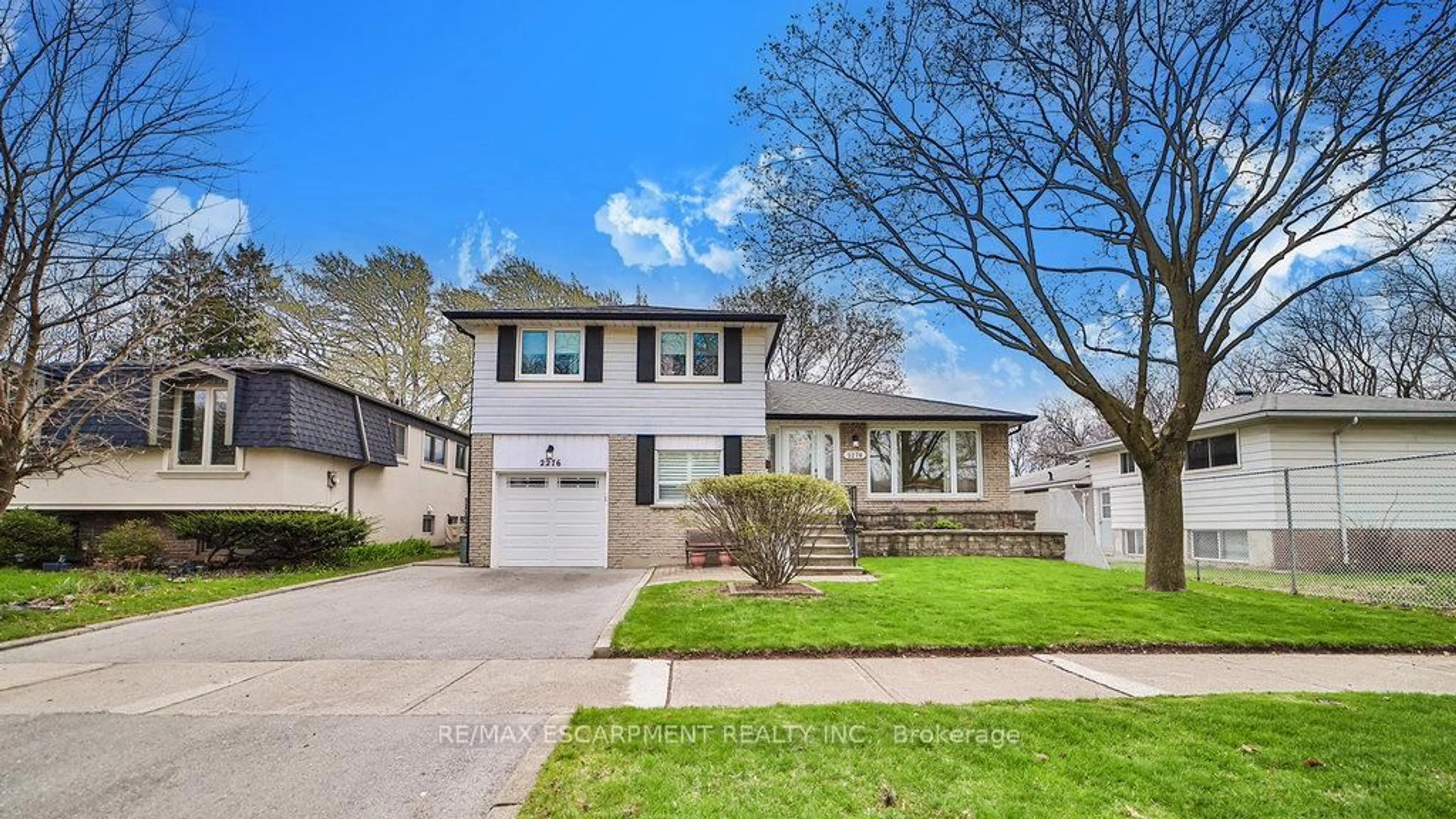 Unknown for 2276 WYANDOTTE Dr, Oakville Ontario L6L 2T5