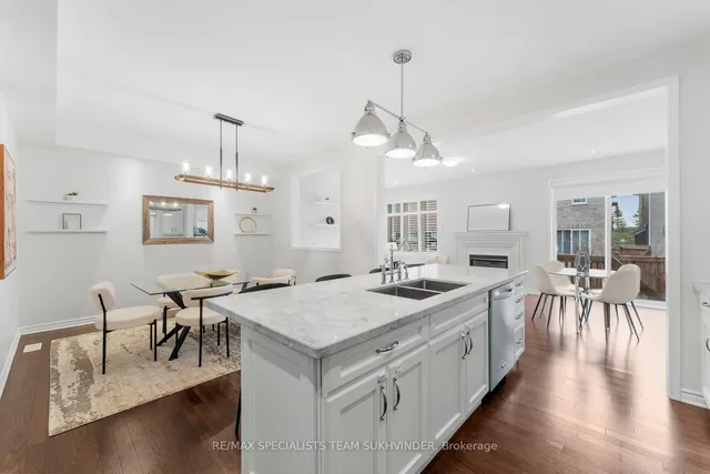 Additional property image - 604 Langholm St