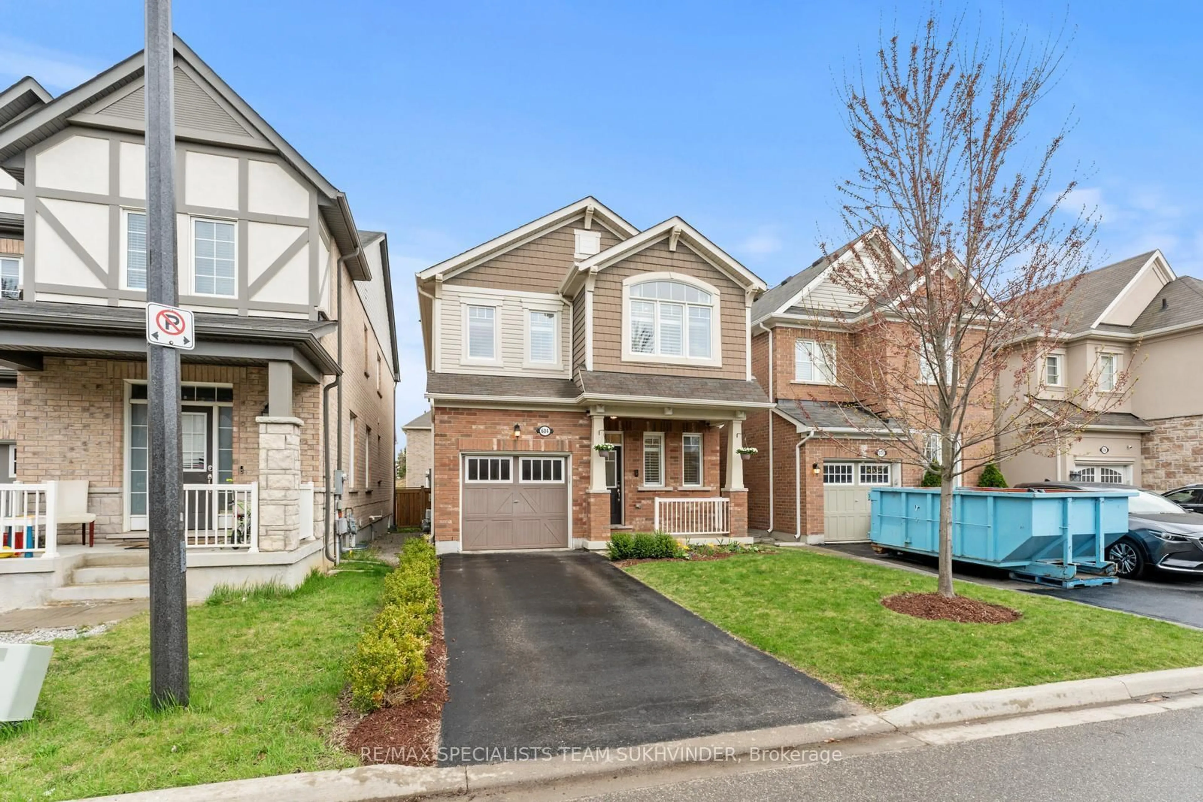 Home with brick exterior material, street for 604 Langholm St, Milton Ontario L9T 9A2