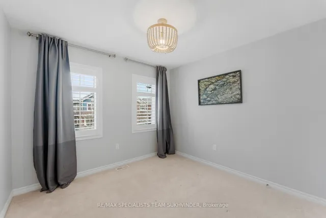 Additional property image - 604 Langholm St