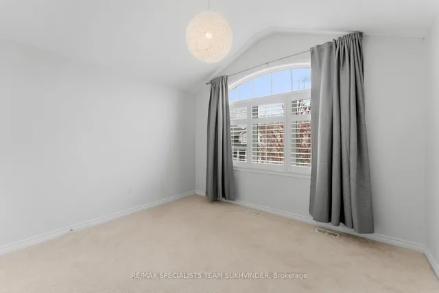 Additional property image - 604 Langholm St