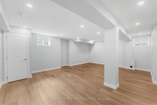 Additional property image - 604 Langholm St