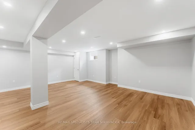 Additional property image - 604 Langholm St