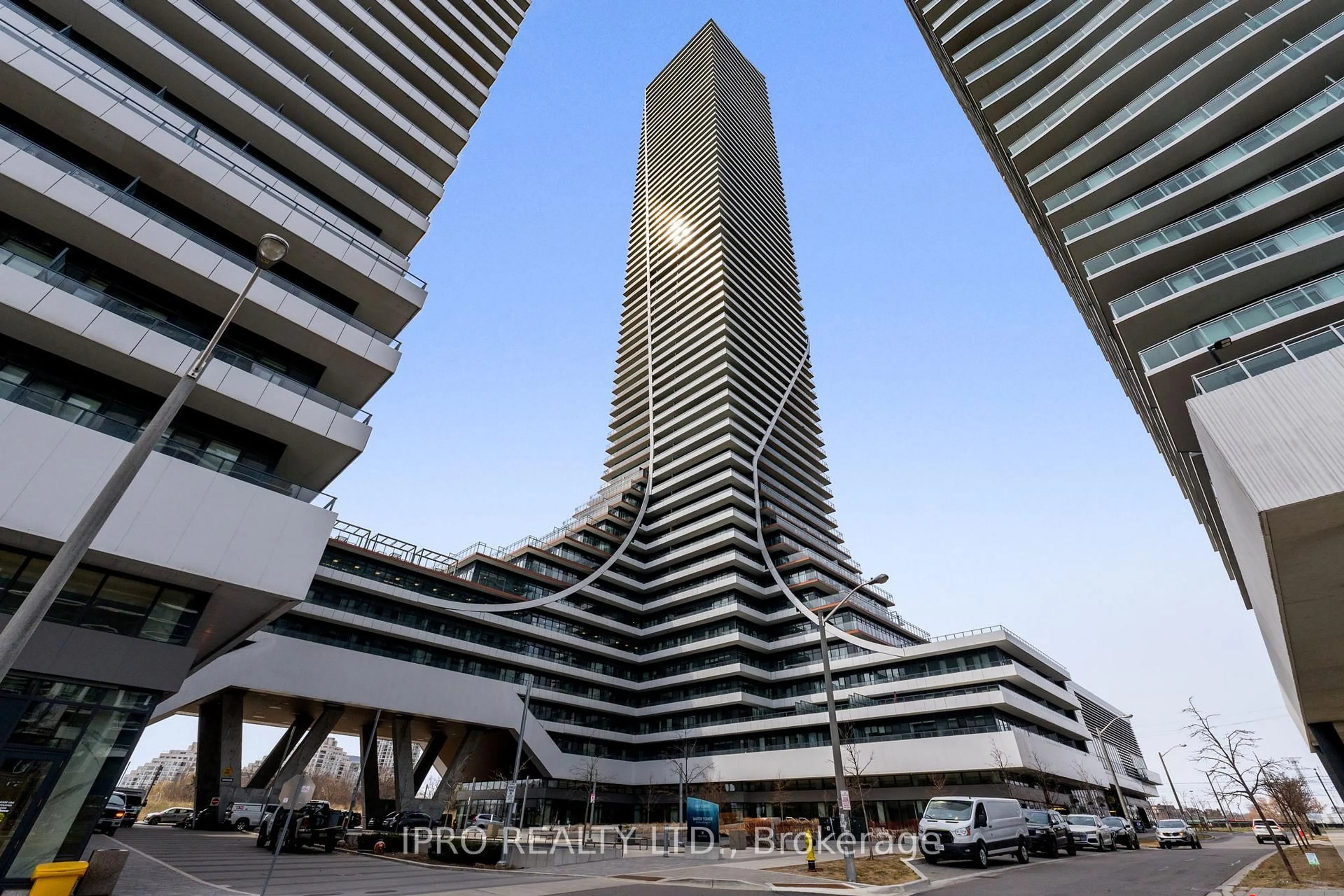 Indoor foyer for 30 Shore Breeze Dr #5810, Toronto Ontario M8V 0J1