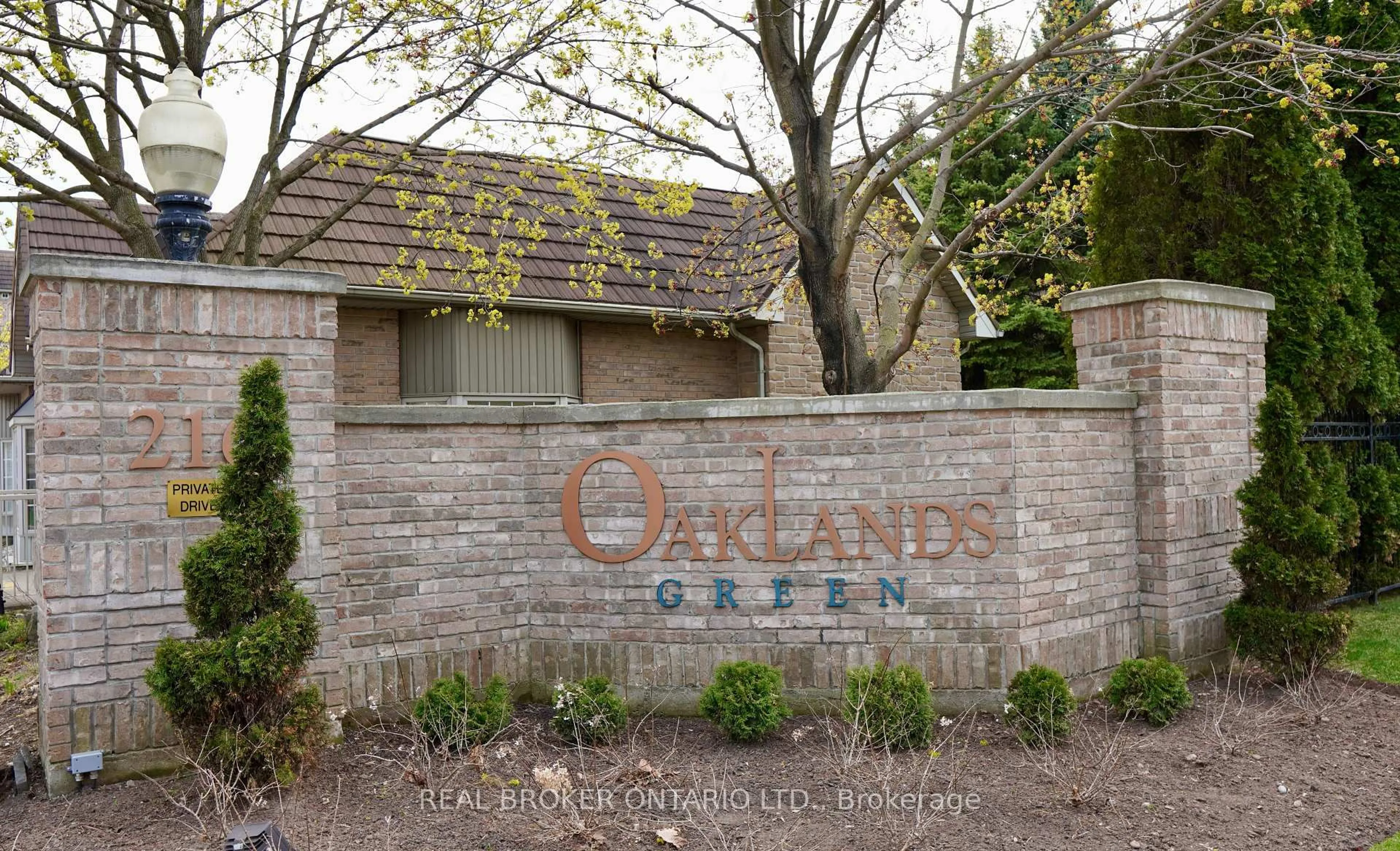 Unknown for 216 Plains Rd #B309, Burlington Ontario L7T 4K8