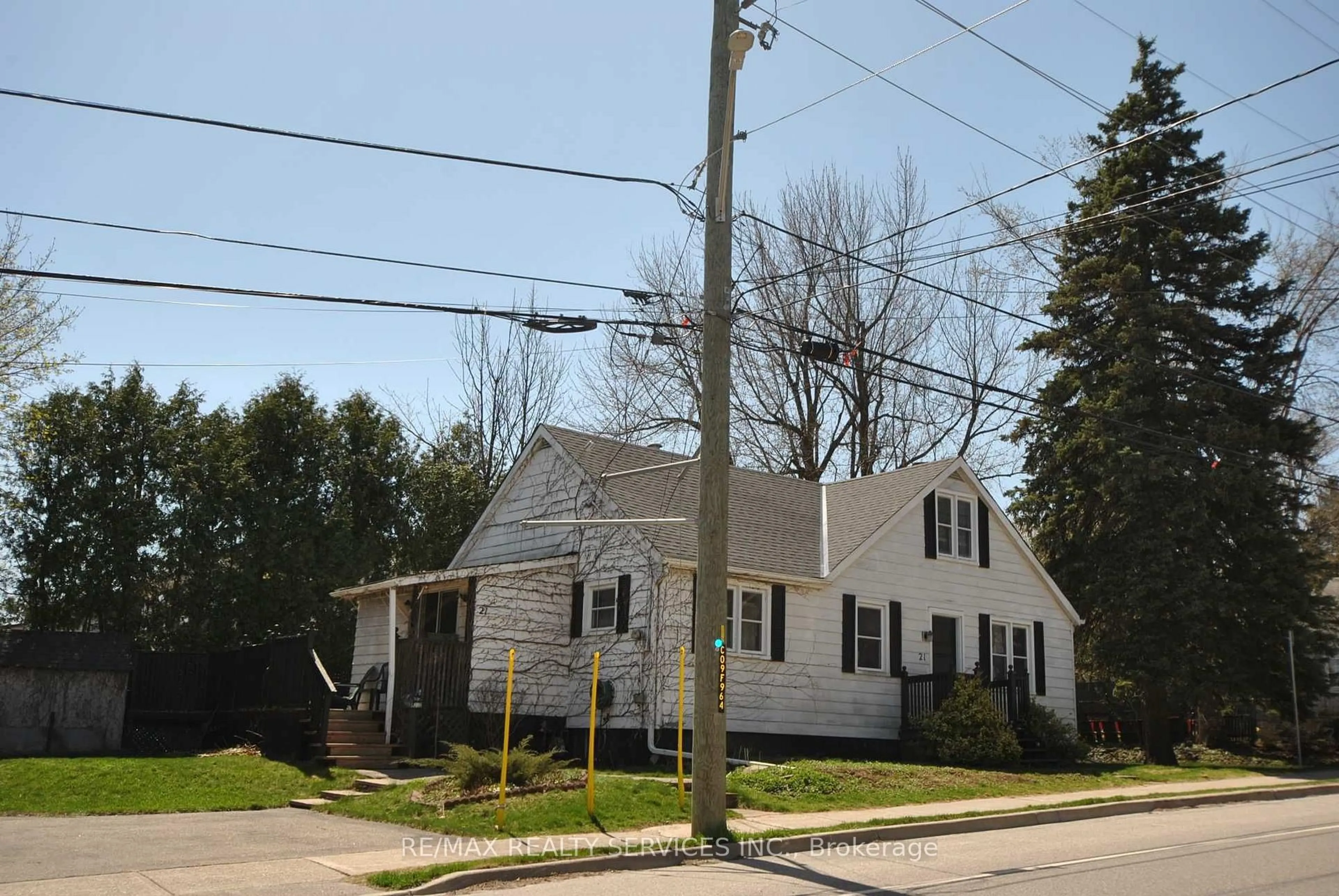 Unknown for 21 Ewing St, Halton Hills Ontario L7G 2P8