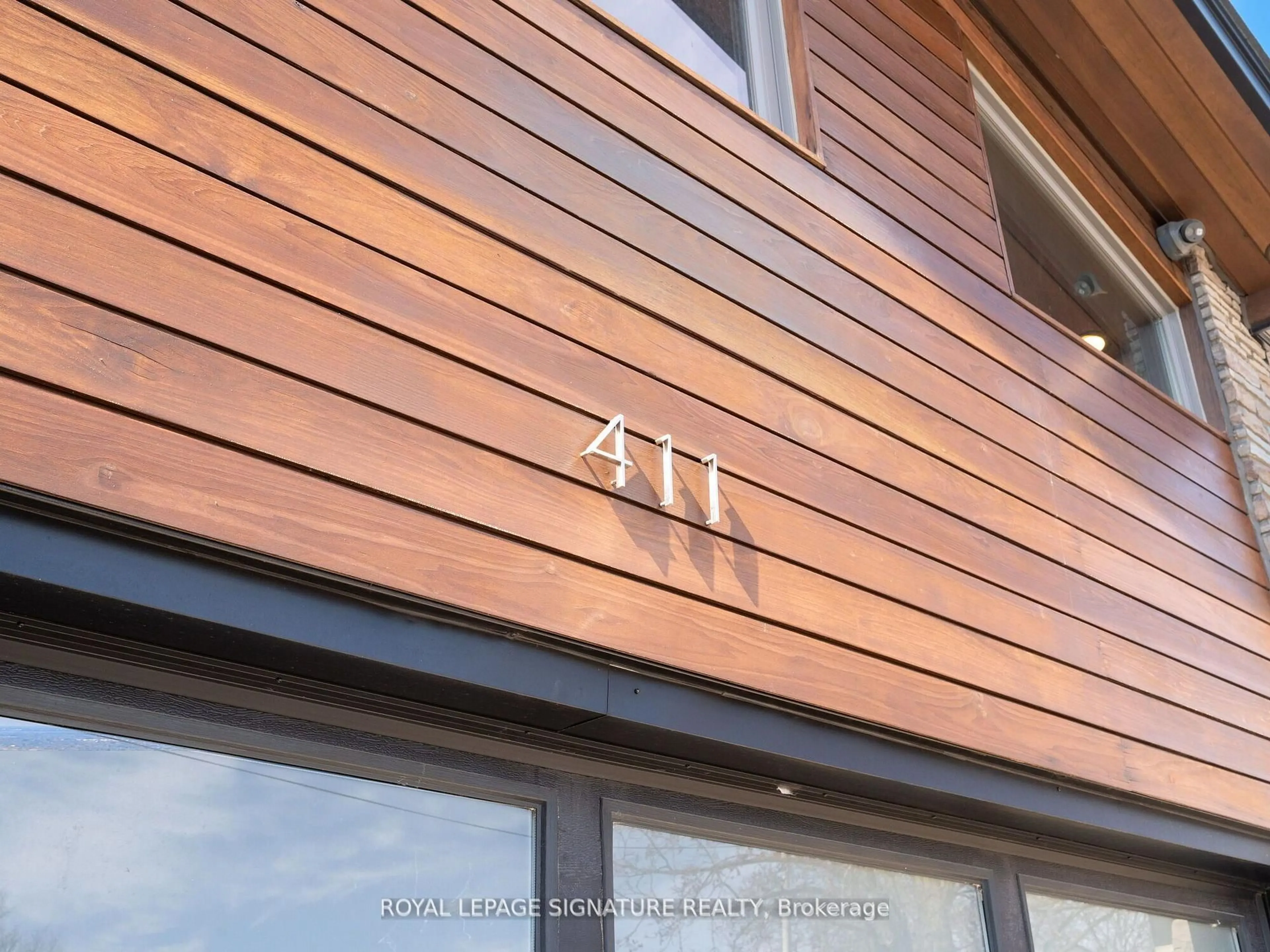 Unknown for 411 Targa Rd, Mississauga Ontario L5A 1S7