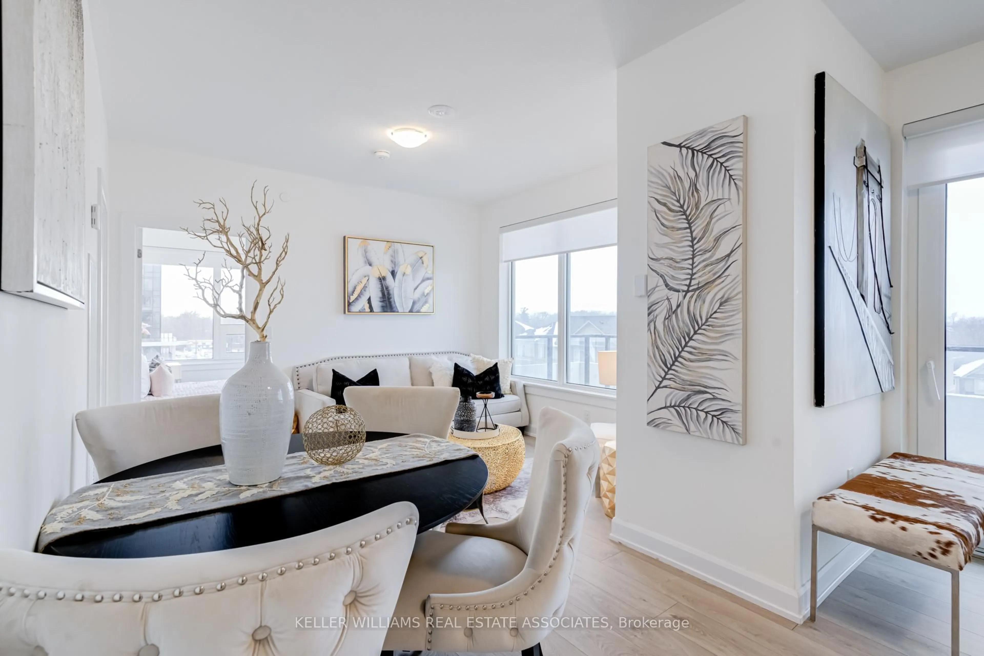 Dining room, unknown for 3200 William Coltson Ave #407, Oakville Ontario L6H 7W6