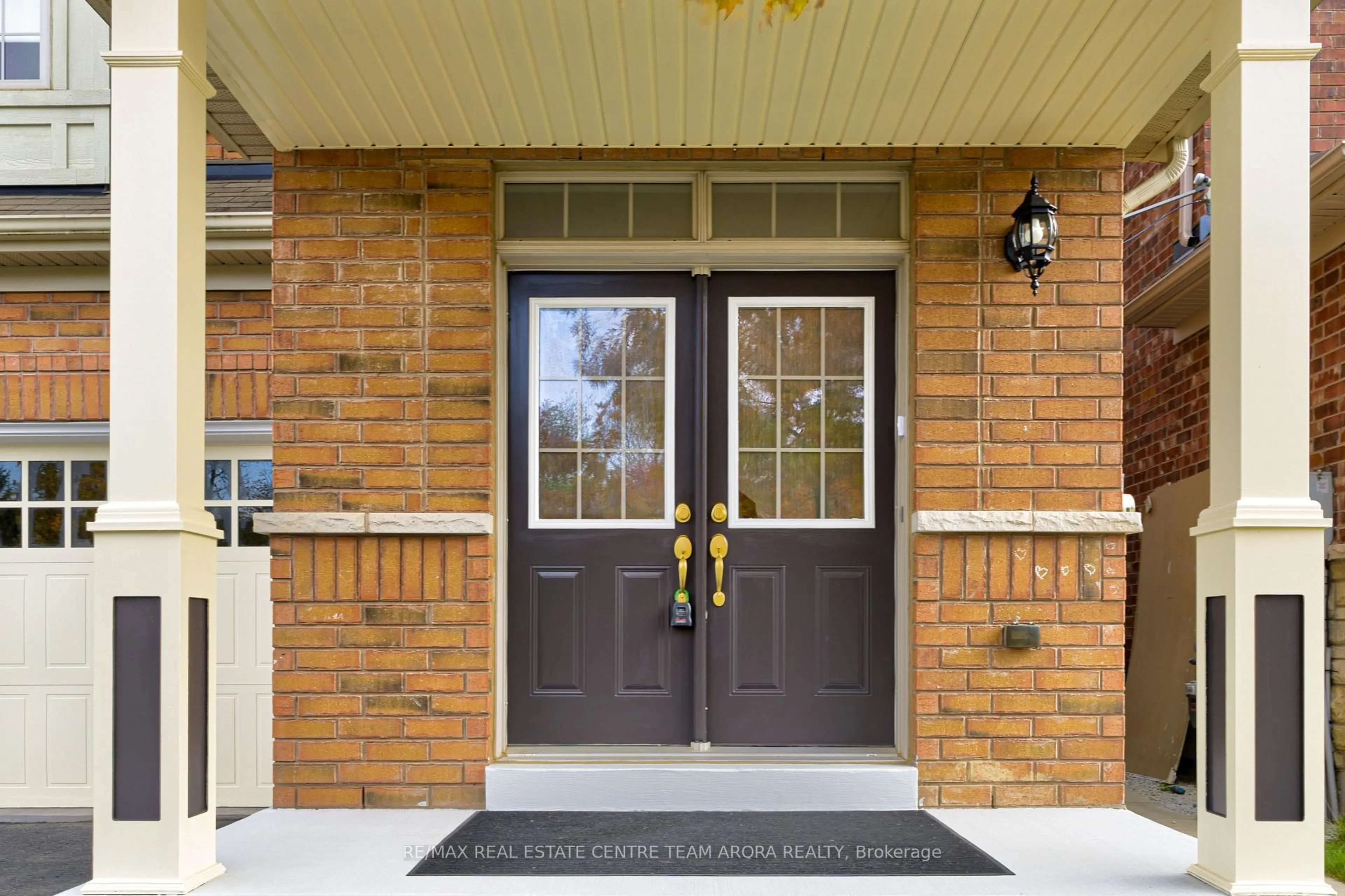 Unknown for 23 George Robinson Dr, Brampton Ontario L6Y 2M7