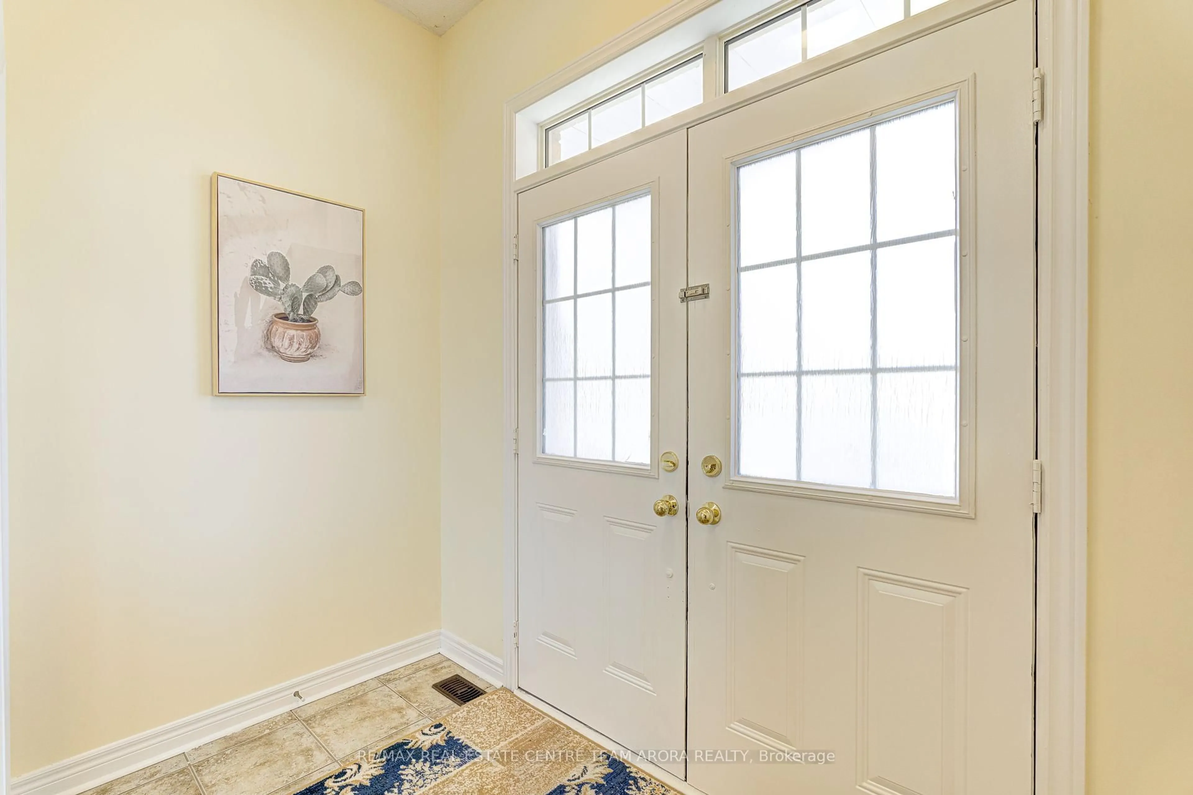 Indoor entryway for 23 George Robinson Dr, Brampton Ontario L6Y 2M7