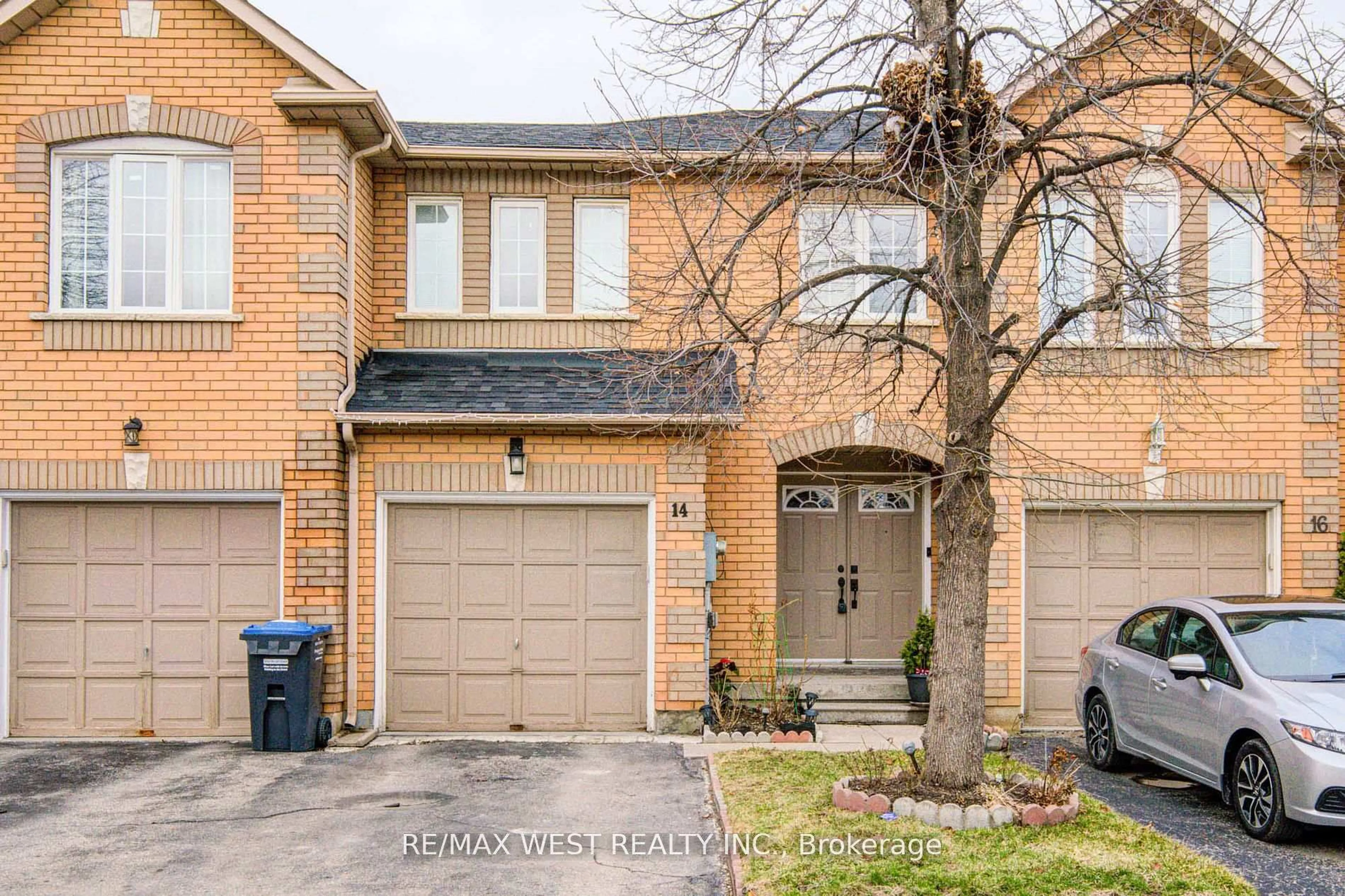 Home with brick exterior material, street for 100 Brickyard Way #14, Brampton Ontario L6V 4L9