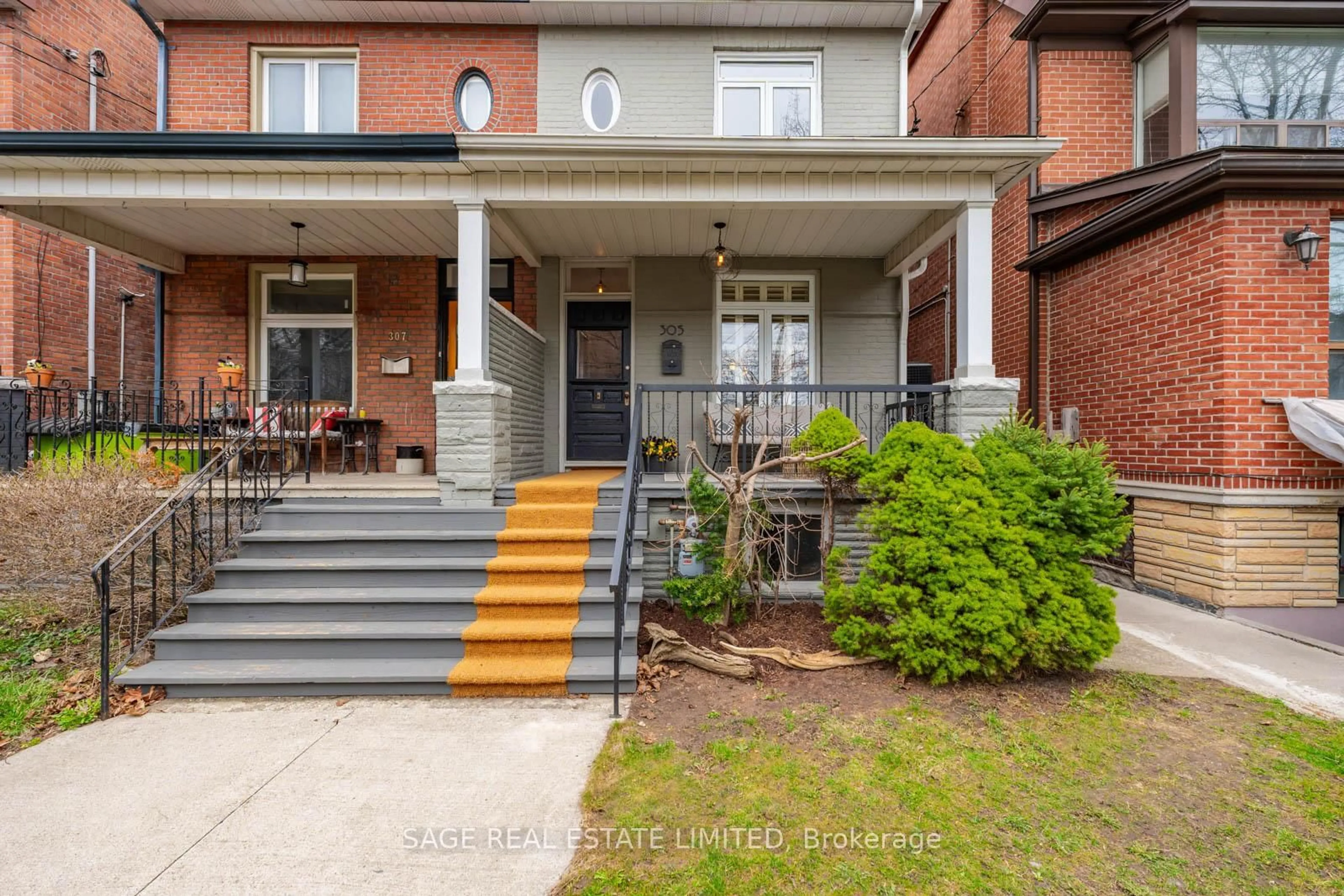 Home with brick exterior material, street for 305 Delaware Ave, Toronto Ontario M6H 2T7