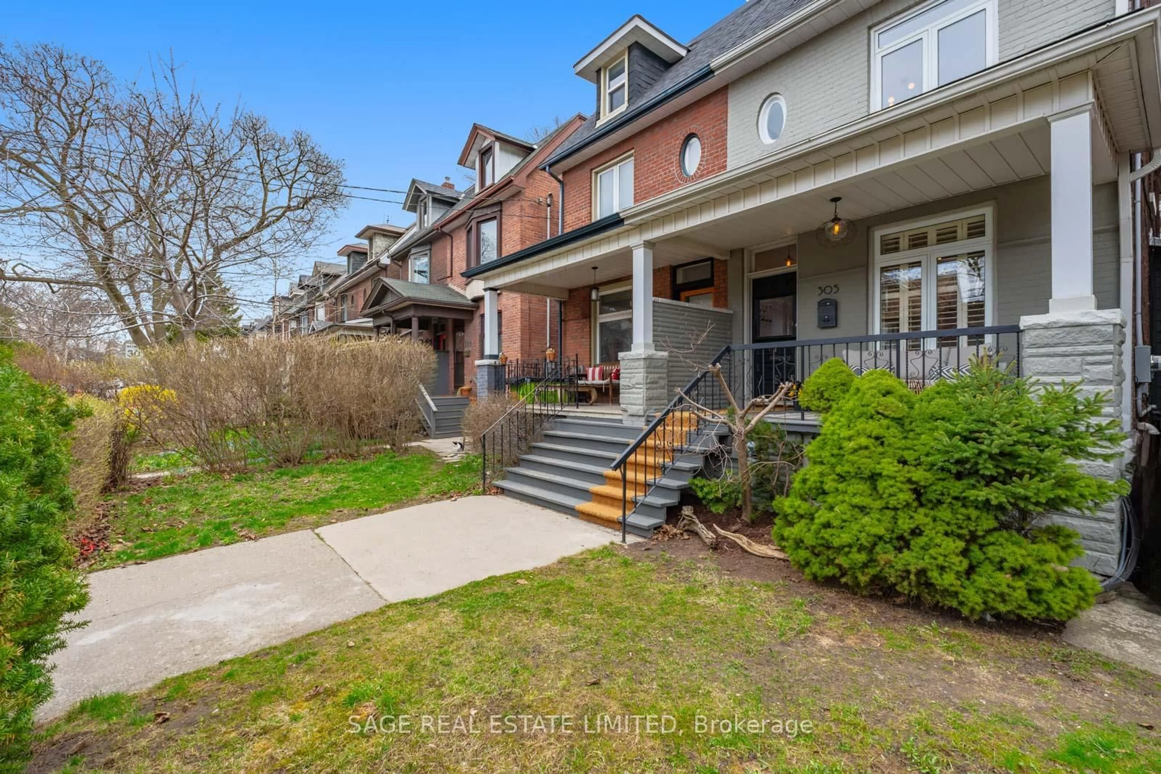 Home with brick exterior material, street for 305 Delaware Ave, Toronto Ontario M6H 2T7