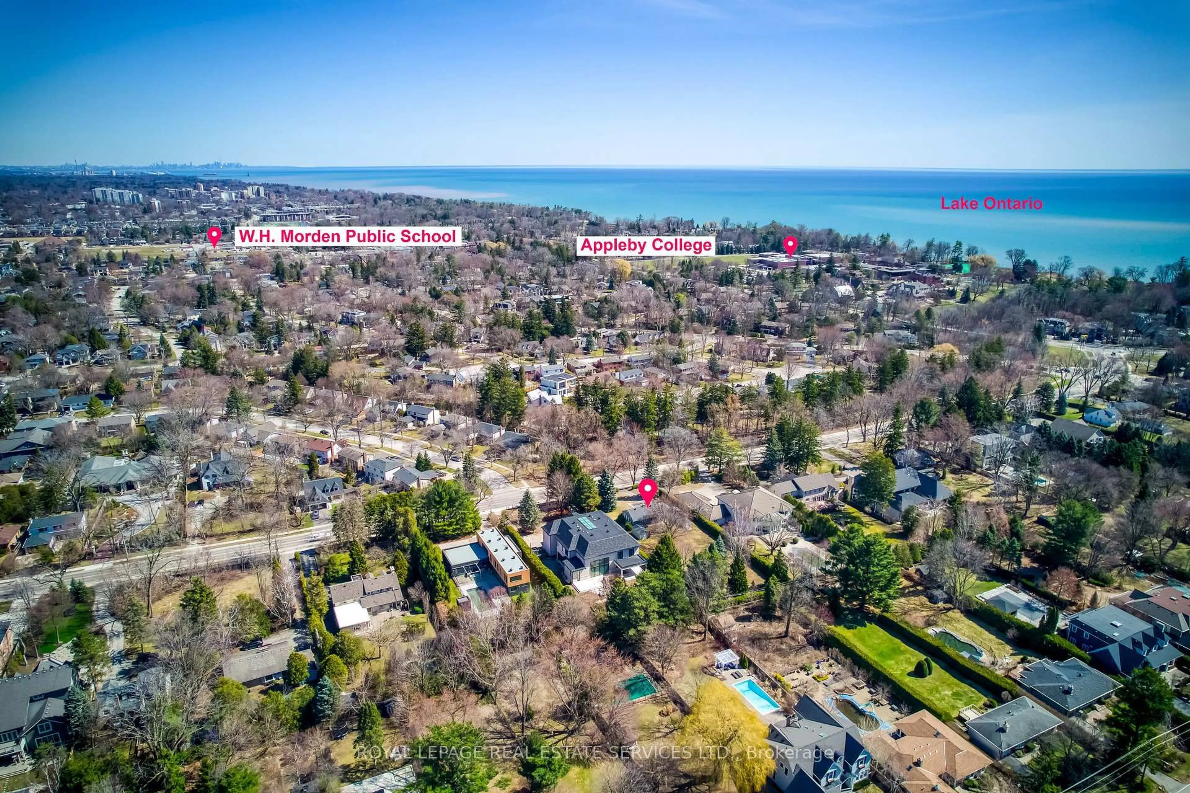 A pic from outside/outdoor area/front of a property/back of a property/a pic from drone, water/lake/river/ocean view for 392 Fourth Line, Oakville Ontario L6L 5A4