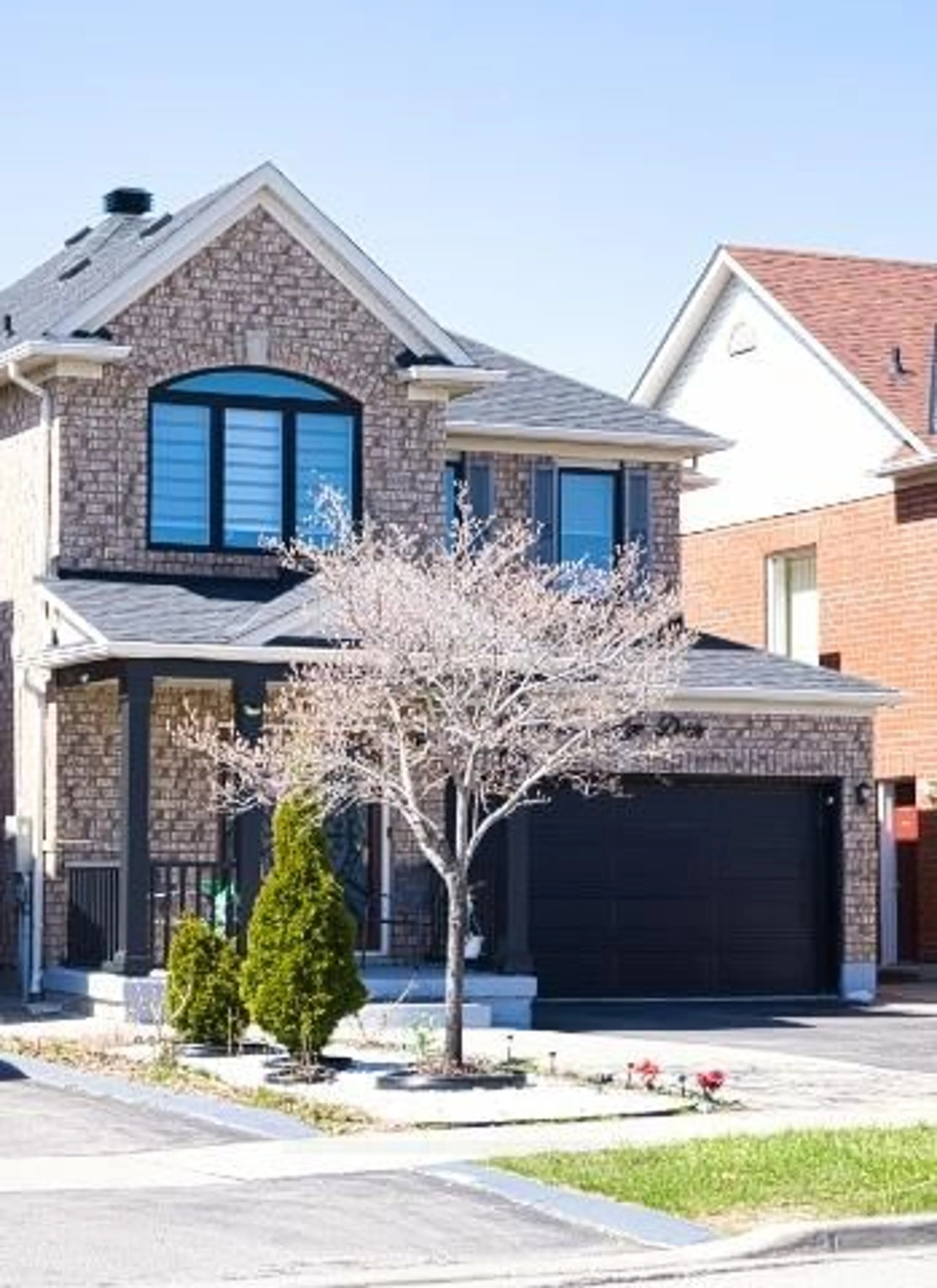 Home with brick exterior material, street for 8 Bayridge Dr, Brampton Ontario L6P 2H8