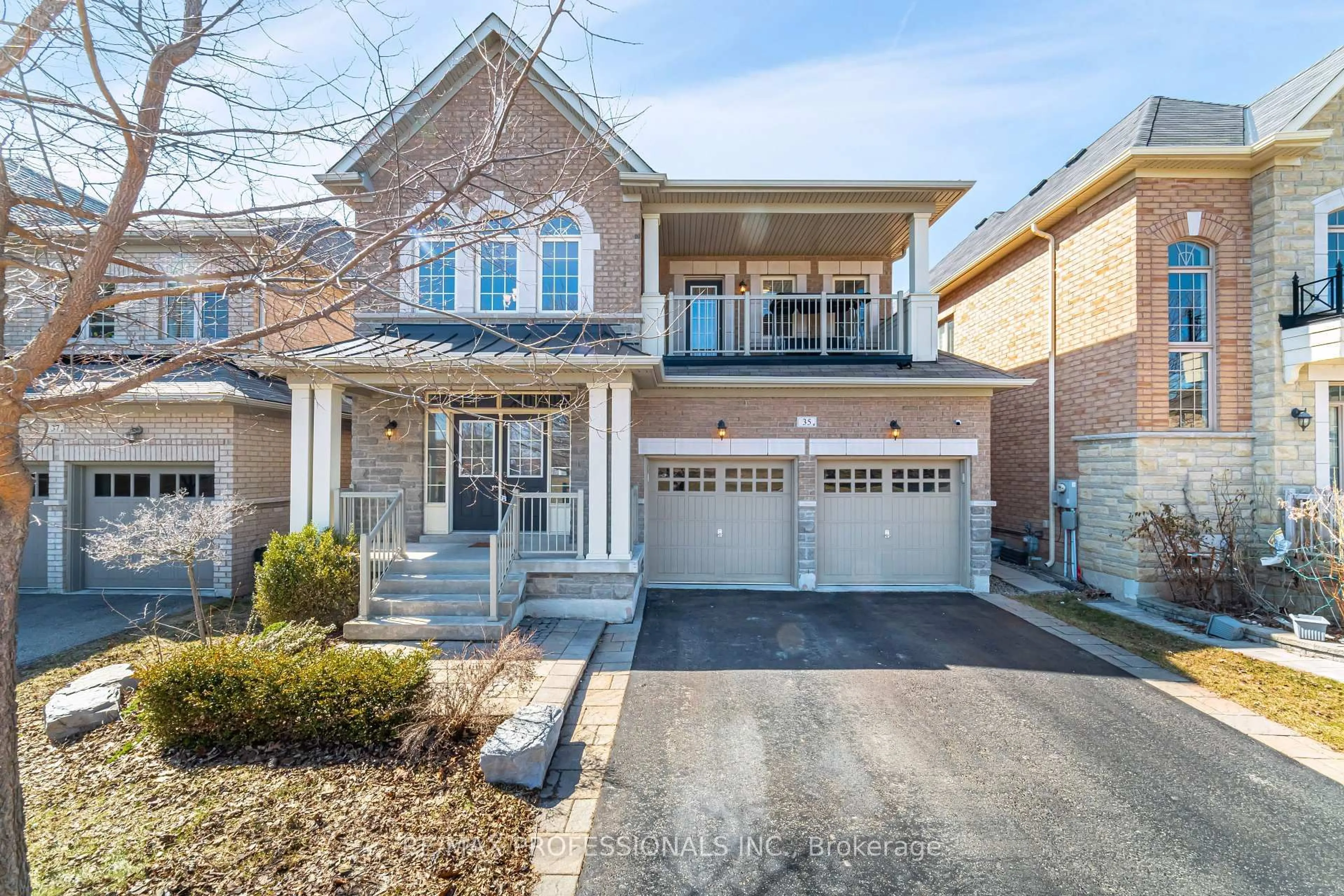 Home with brick exterior material, street for 35 Lampman Cres, Brampton Ontario L6X 3A3