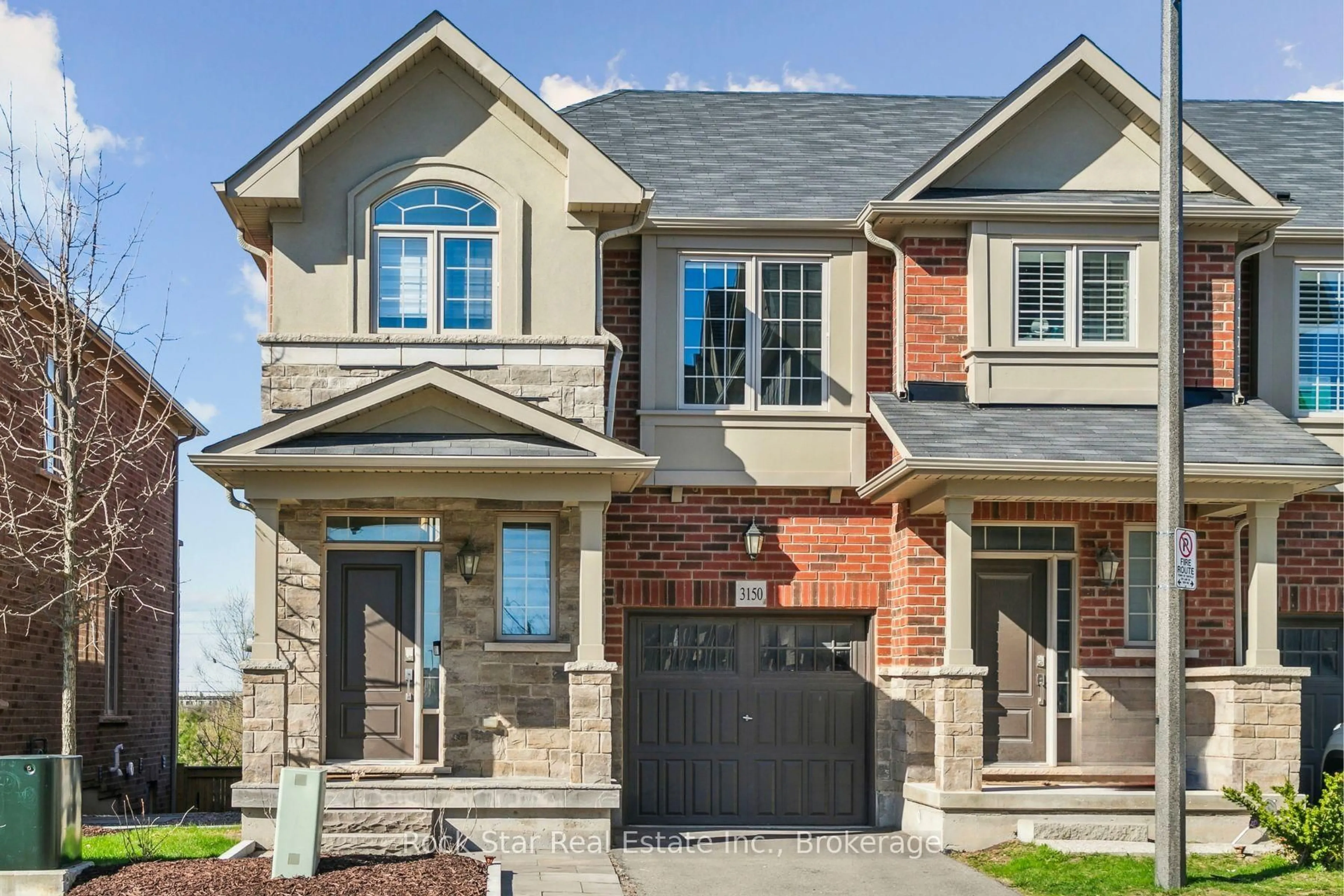 Home with brick exterior material, street for 3150 BLACKFRIAR Common, Oakville Ontario L6H 0P7