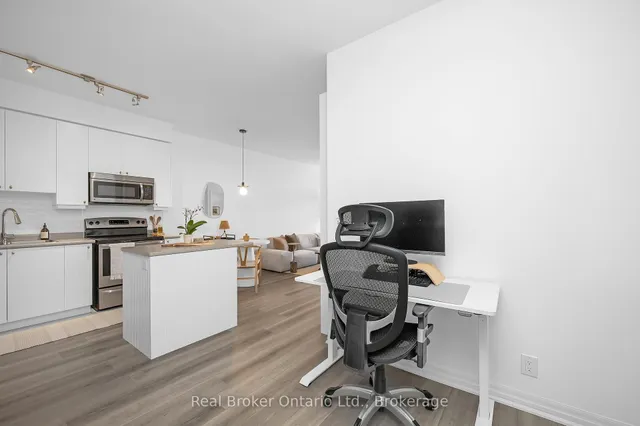 Additional property image - 1940 Ironstone Dr Unit 211