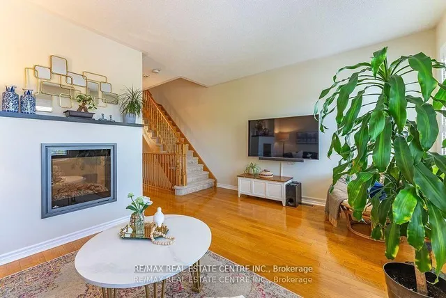 Additional property image - 3071 Treadwells Dr Unit 13