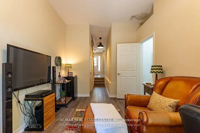 Additional property image - 3071 Treadwells Dr Unit 13