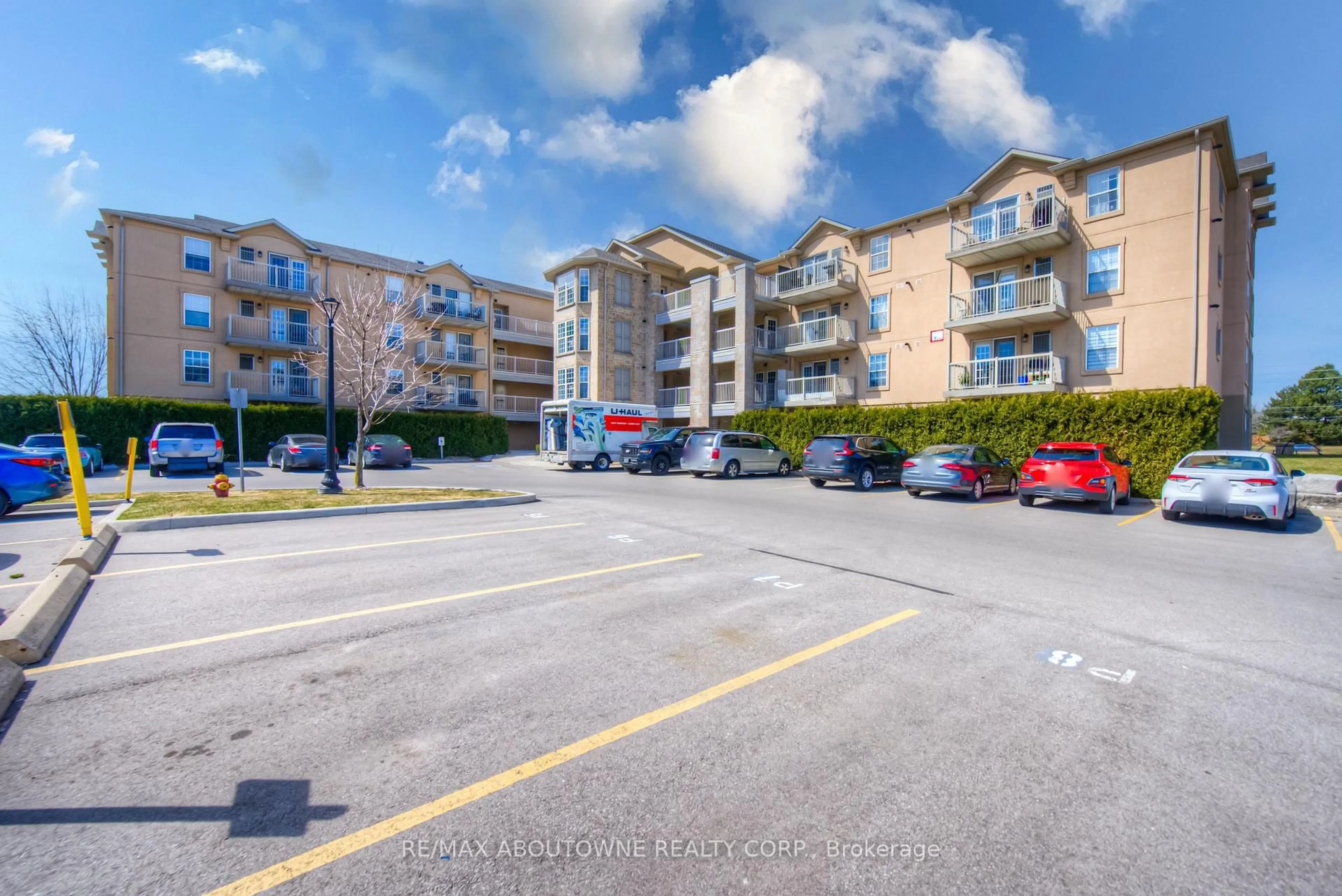 A pic from outside/outdoor area/front of a property/back of a property/a pic from drone, street for 1490 Bishops Gate #212, Oakville Ontario L6M 4N3