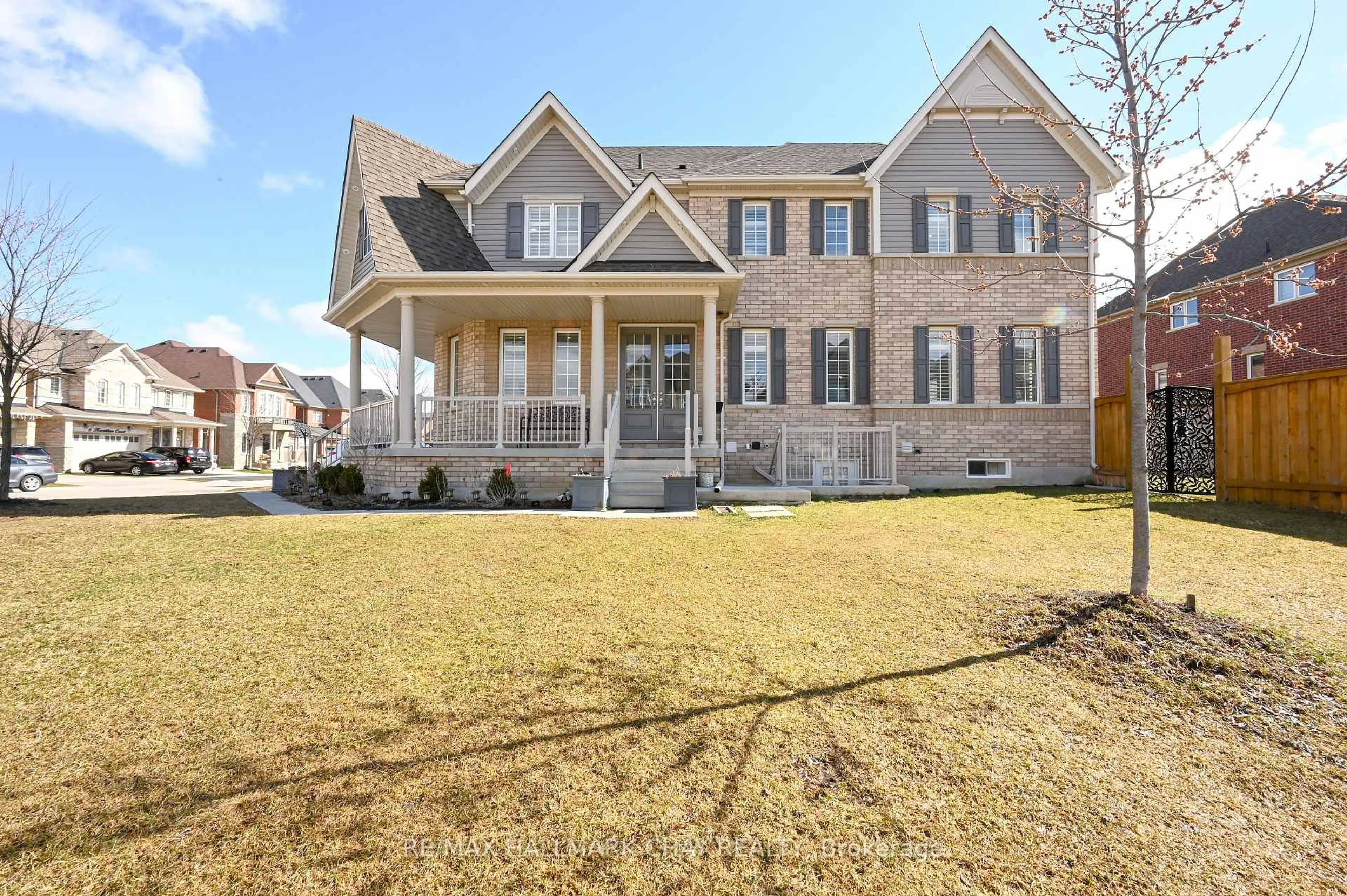 Home with brick exterior material, street for 40 Hamilton Crt, Caledon Ontario L7C 4B5